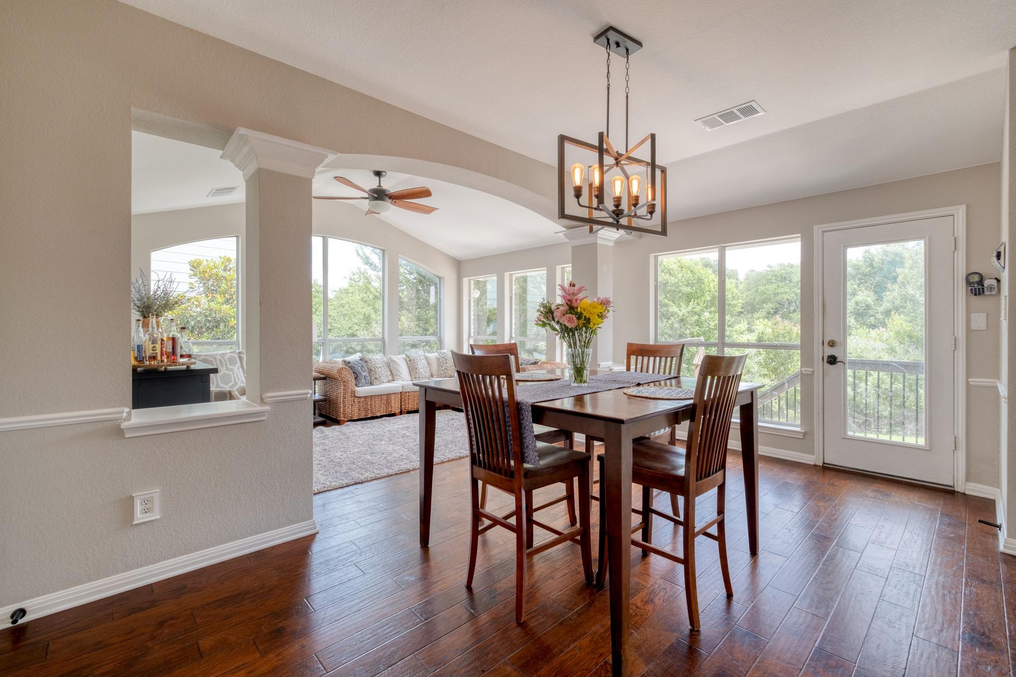 8302 Sunburst PKWY