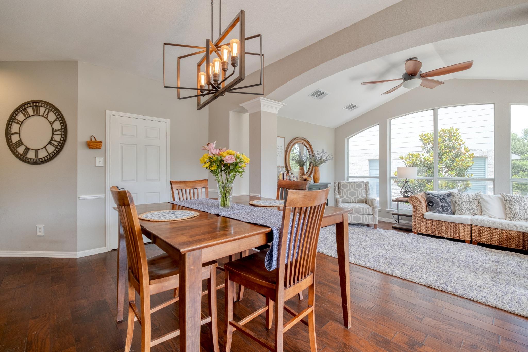 8302 Sunburst PKWY