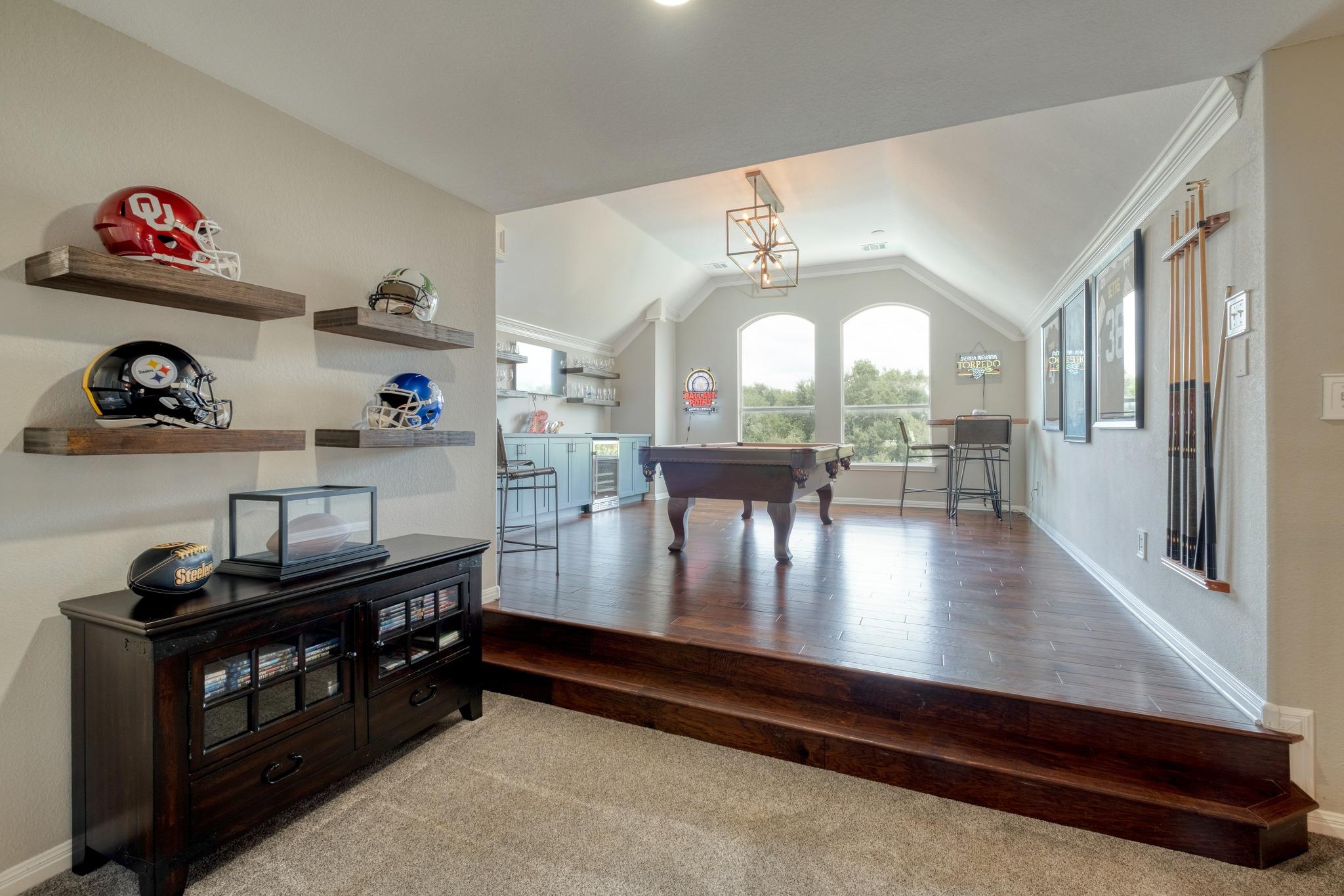 8302 Sunburst PKWY