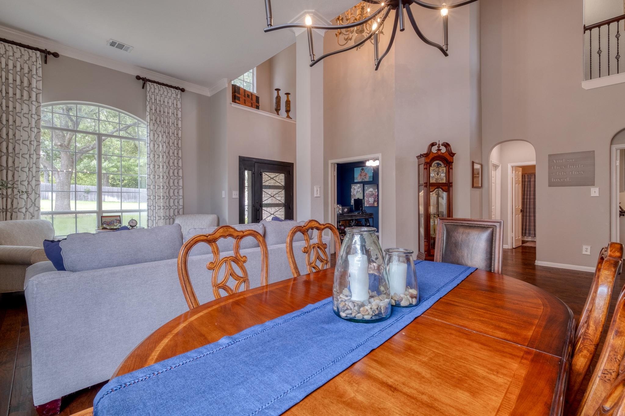 8302 Sunburst PKWY