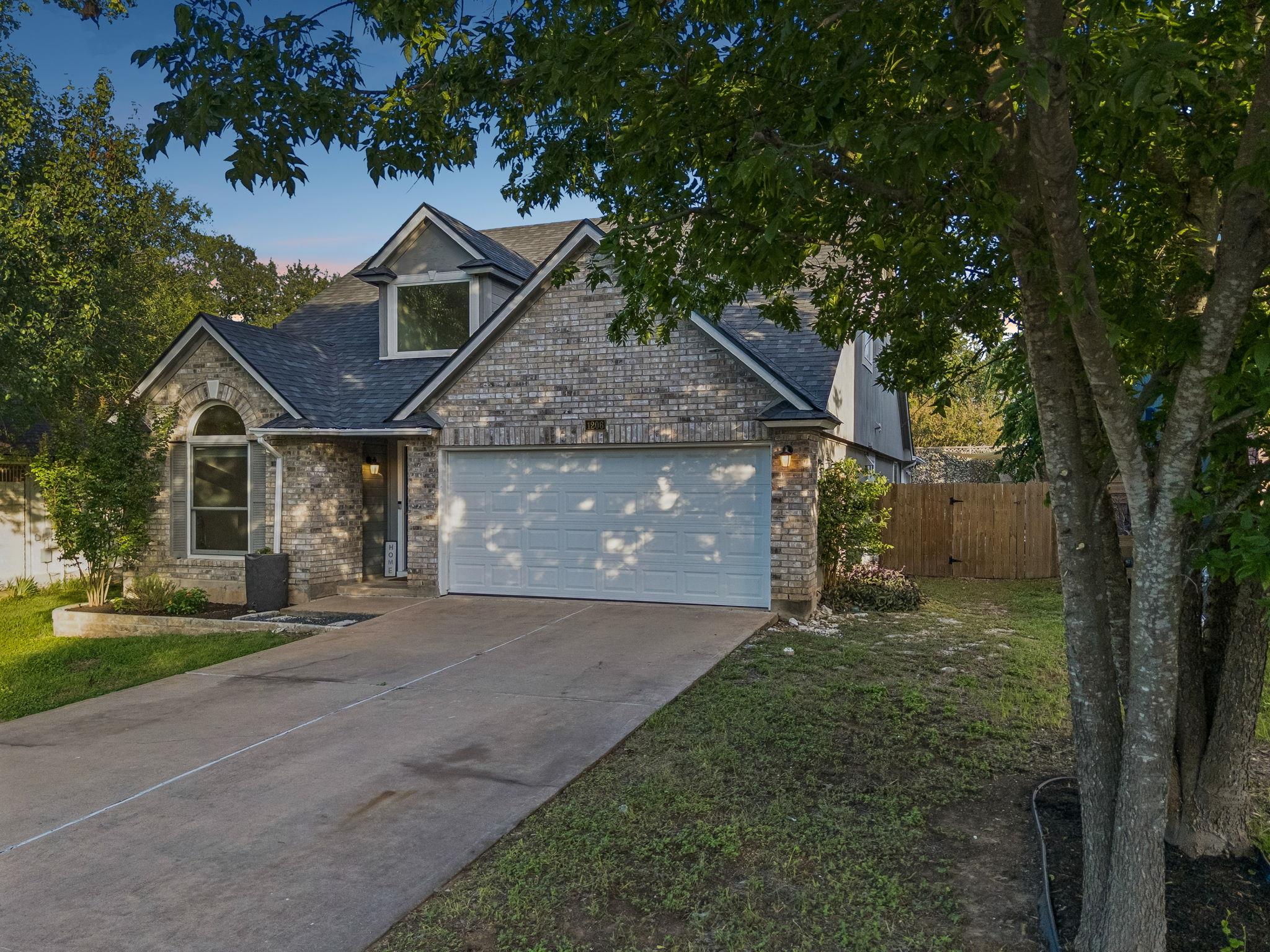 1206 Forest Oaks PATH