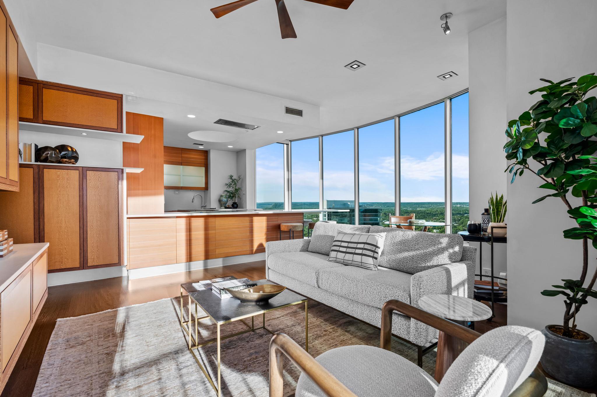 360 Nueces ST # 4211