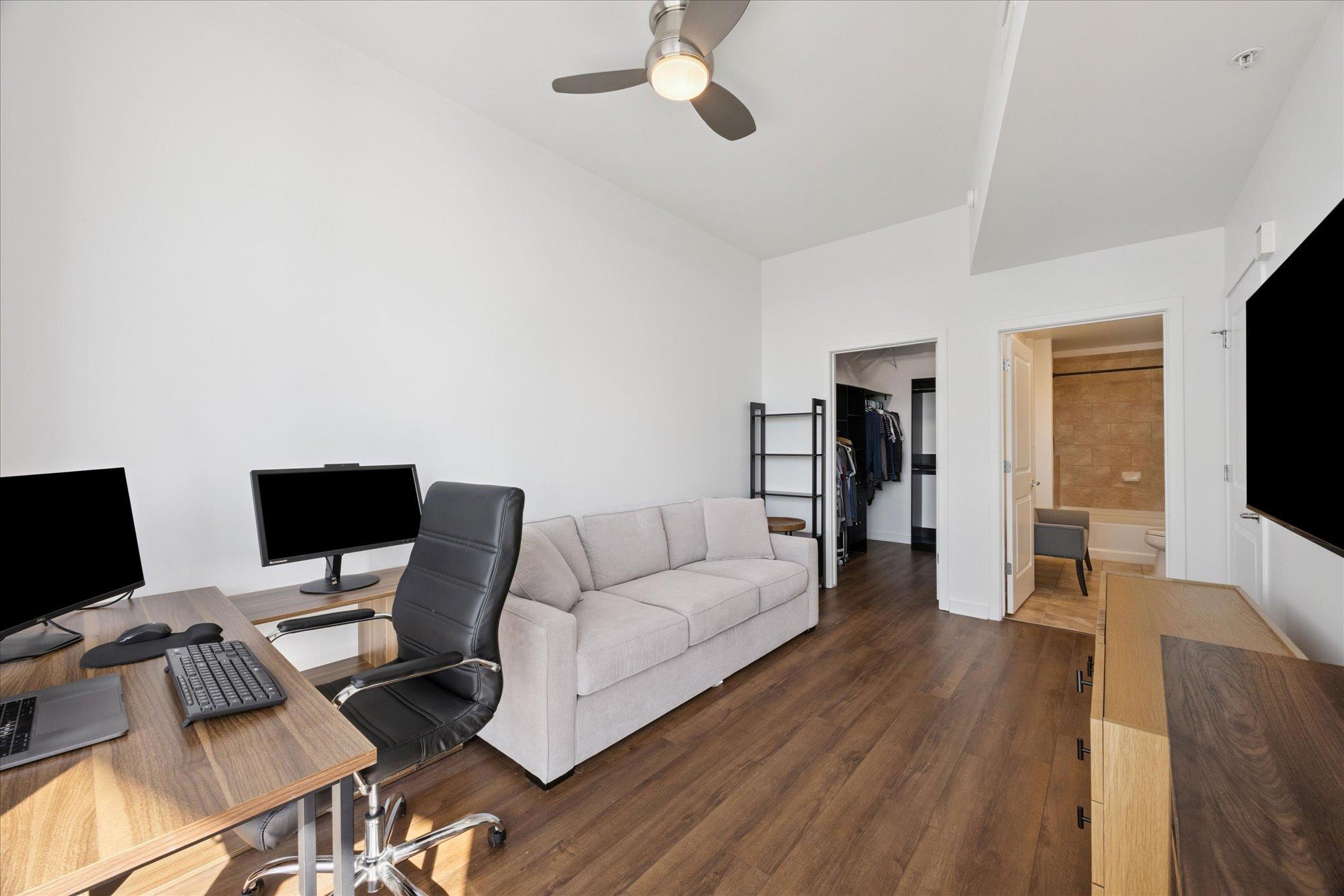 360 Nueces ST # 2704, Austin Unit: 2704