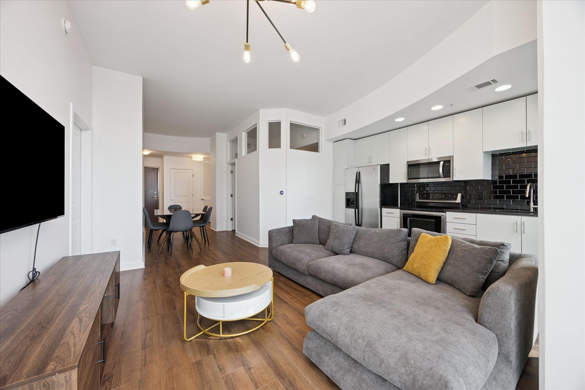 360 Nueces ST # 2704, Austin Unit: 2704