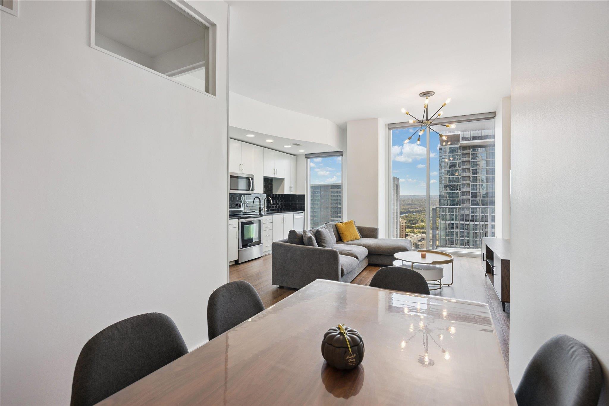 360 Nueces ST # 2704, Austin Unit: 2704