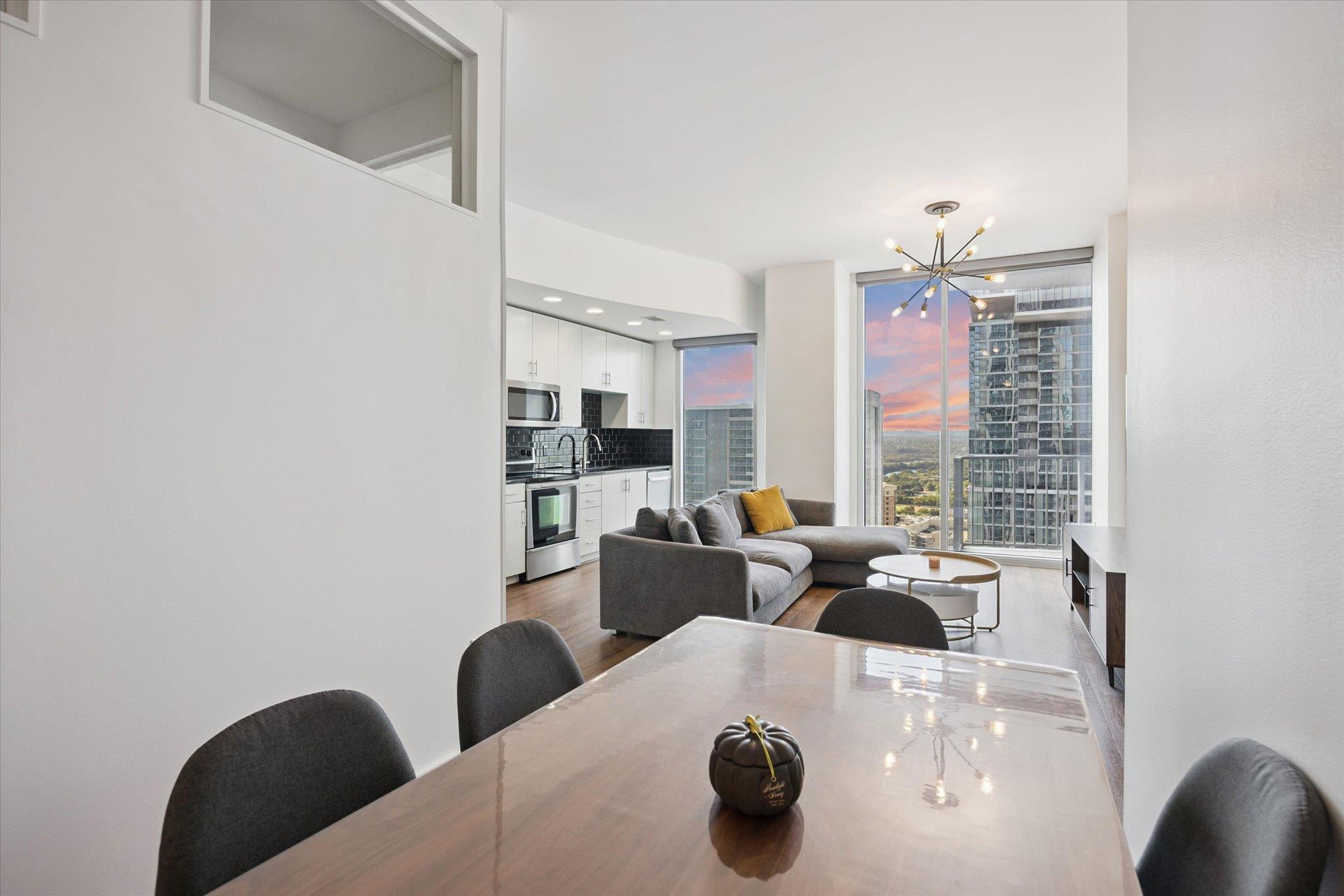 360 Nueces ST # 2704, Austin Unit: 2704