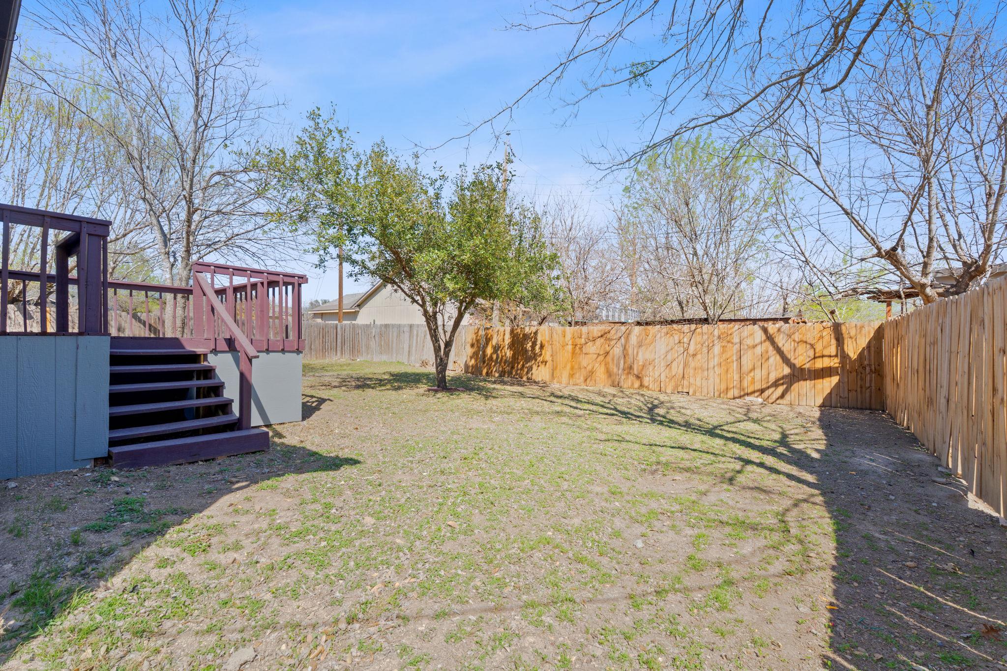 1002 Parkside CIR