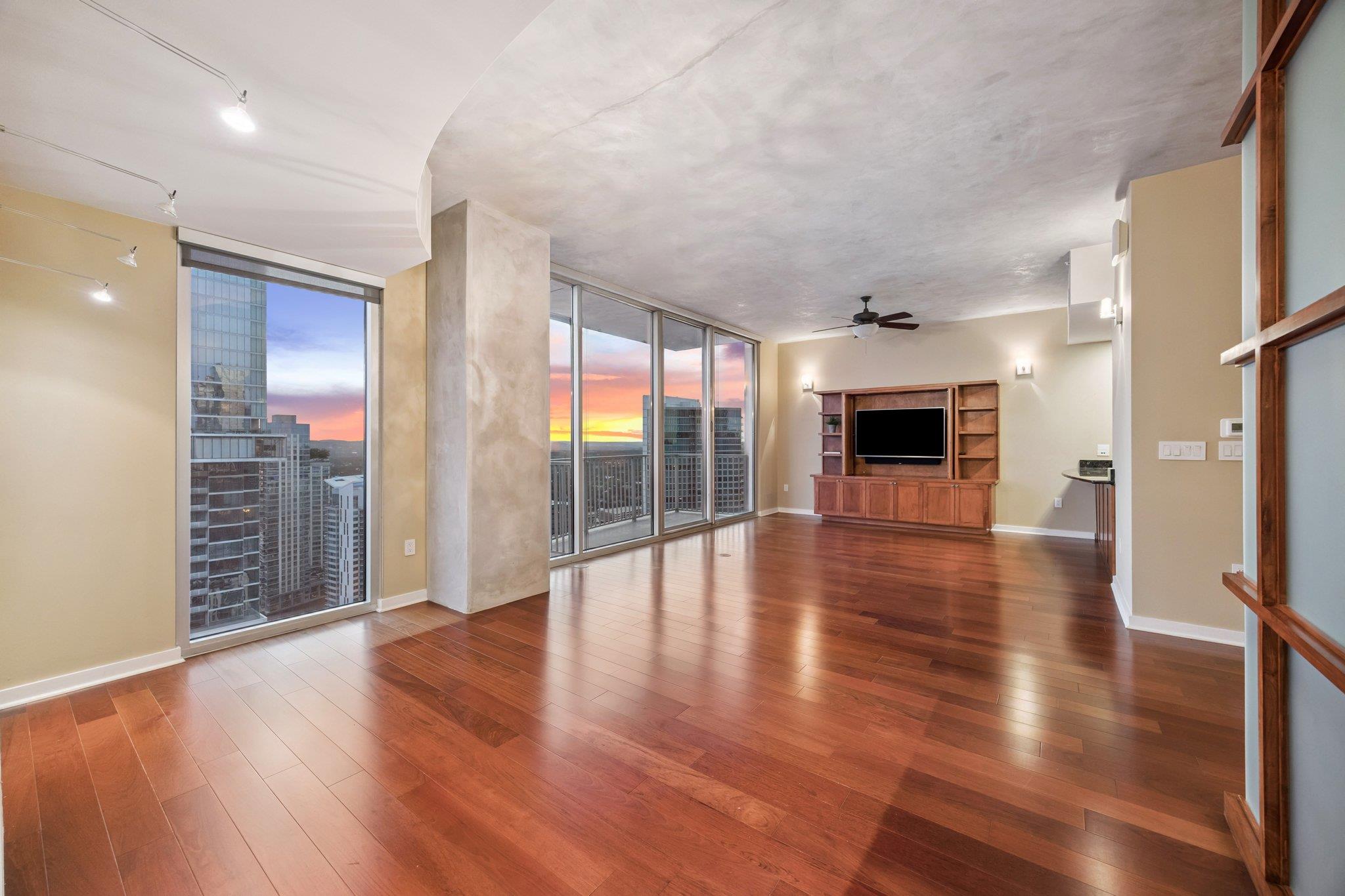 360 Nueces ST # 3504