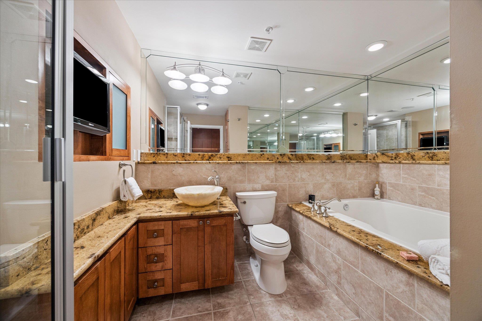 360 Nueces ST # 3504