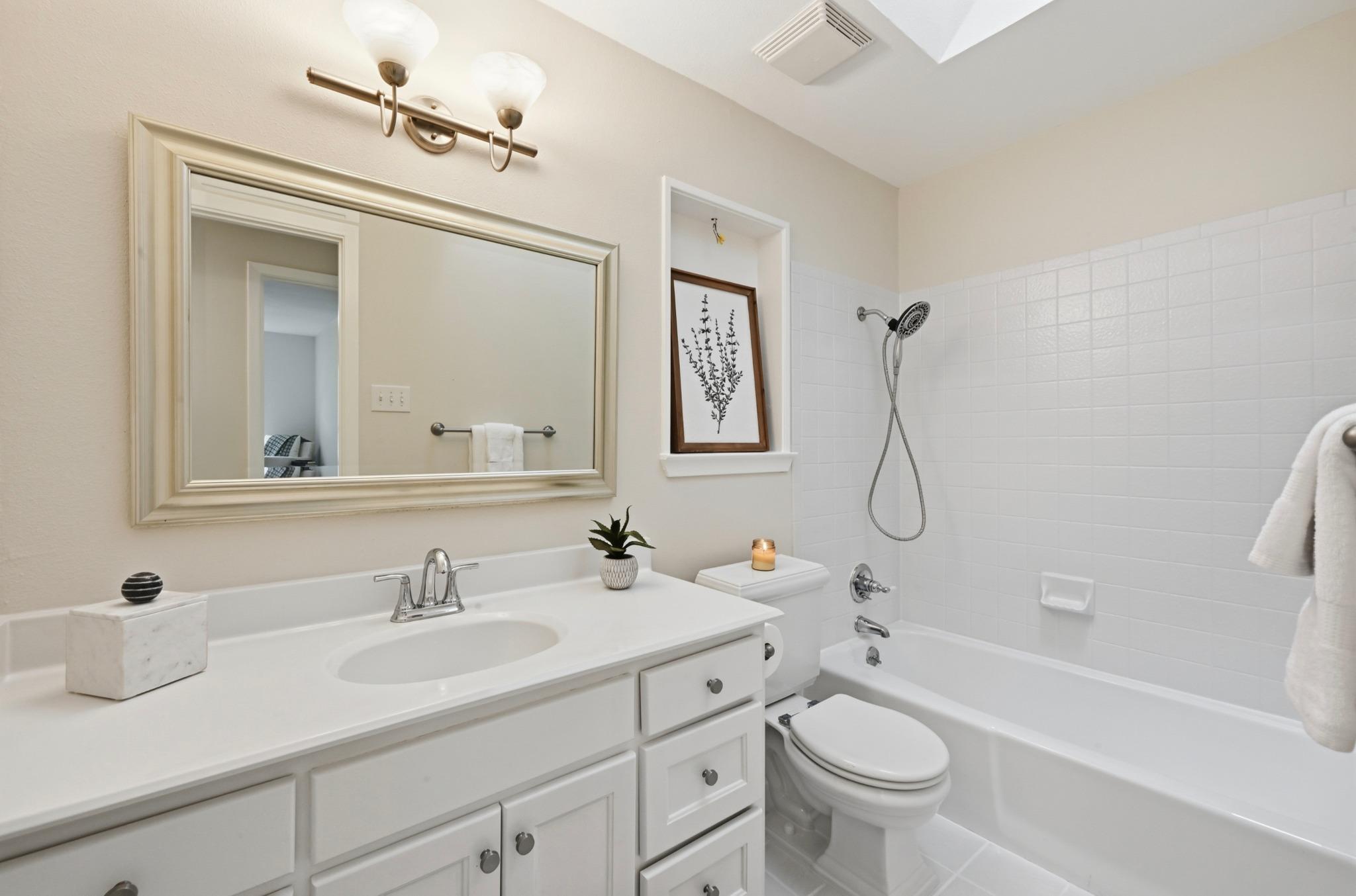 2106 Cypress PT E