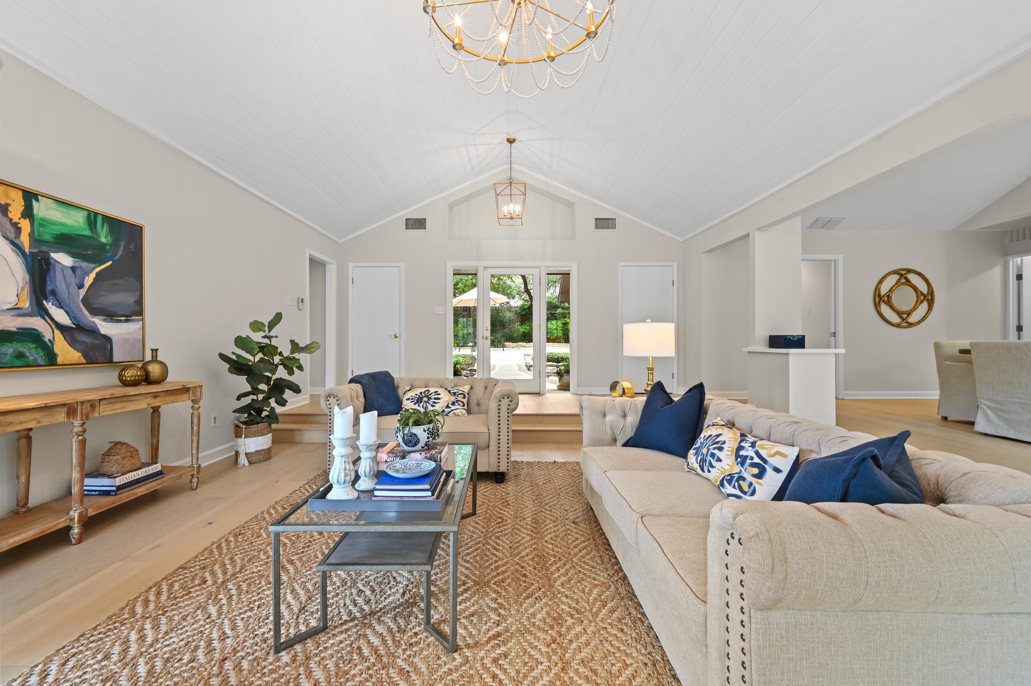 2106 Cypress PT E