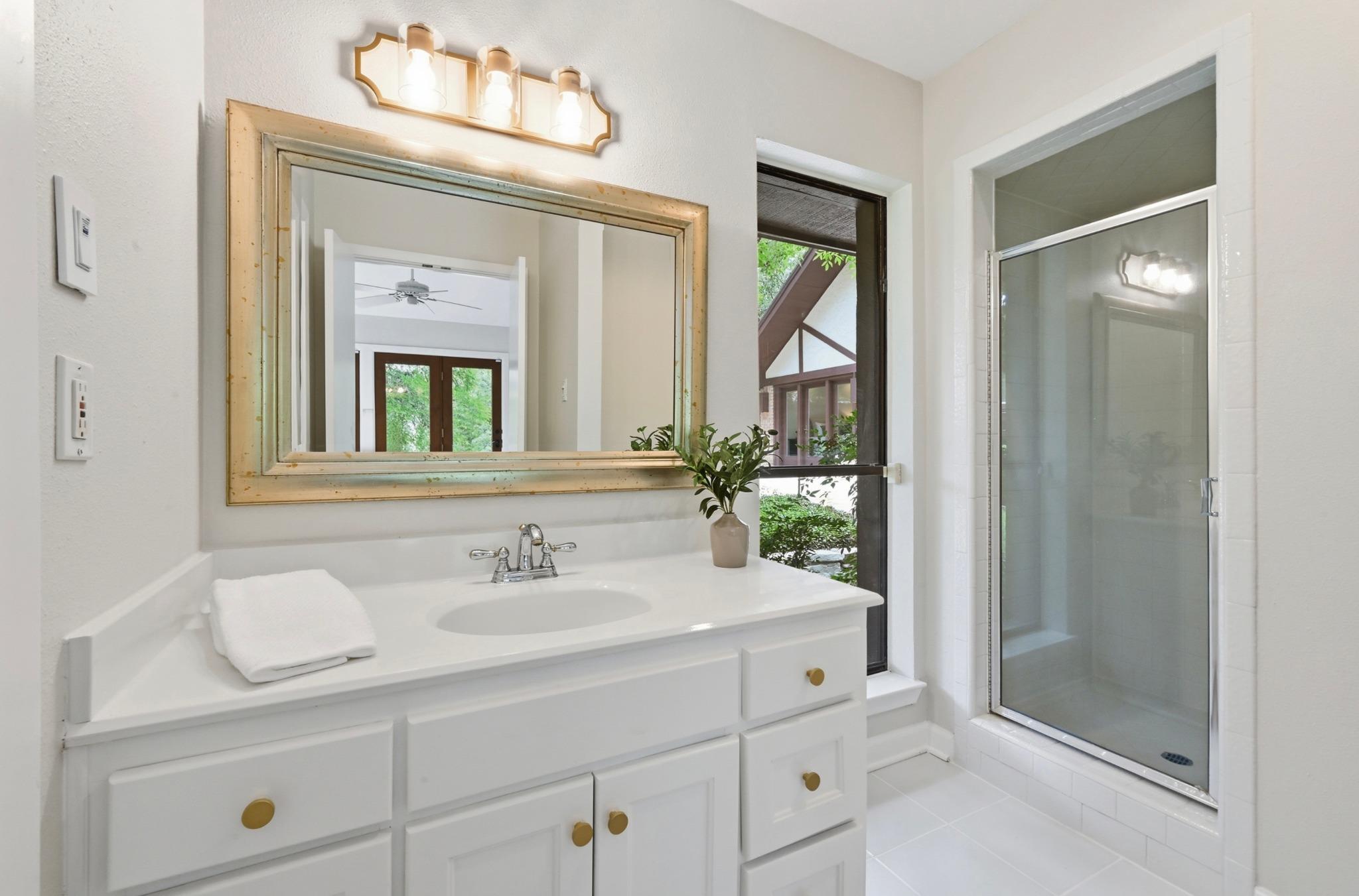 2106 Cypress PT E