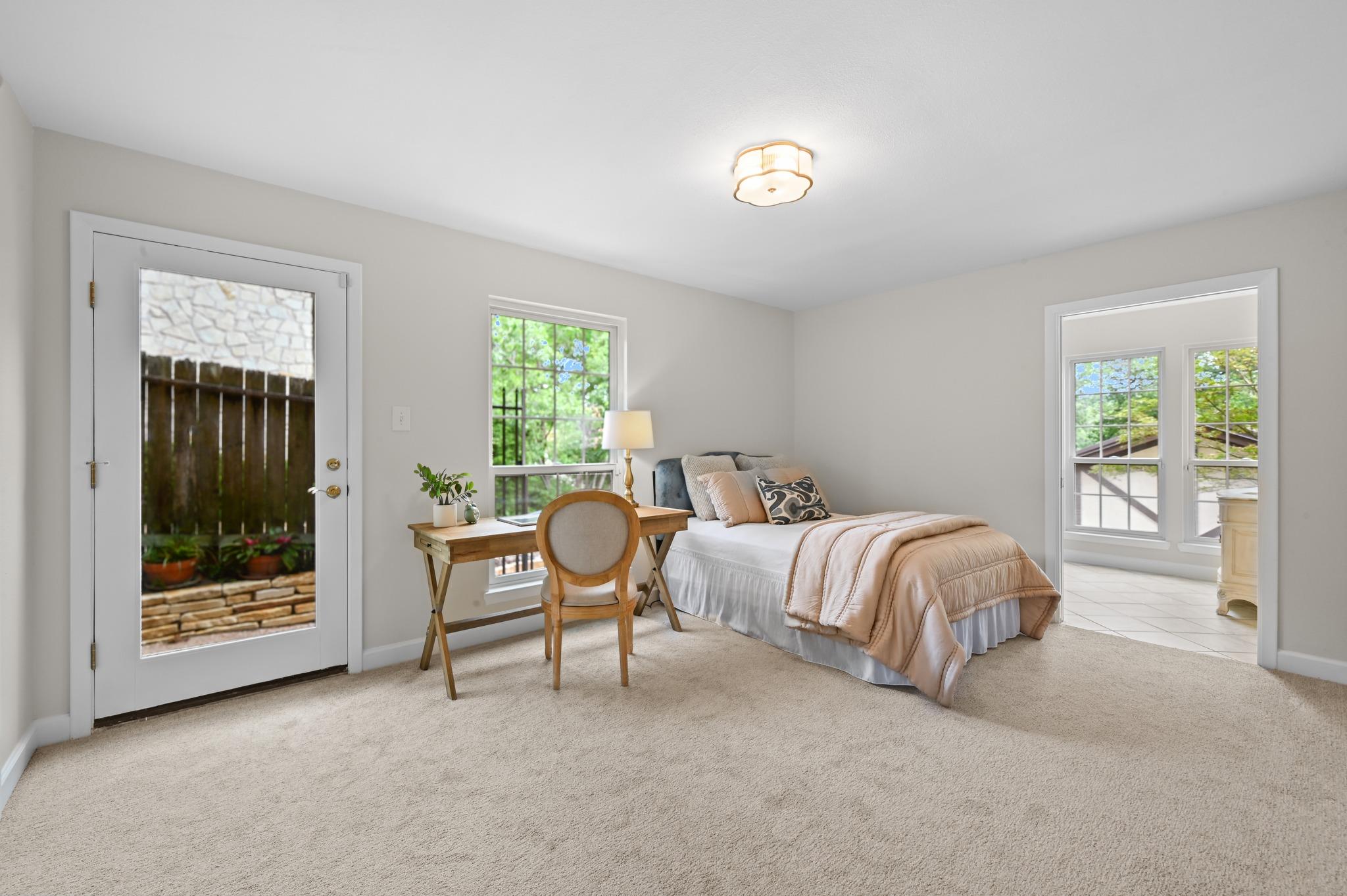 2106 Cypress PT E