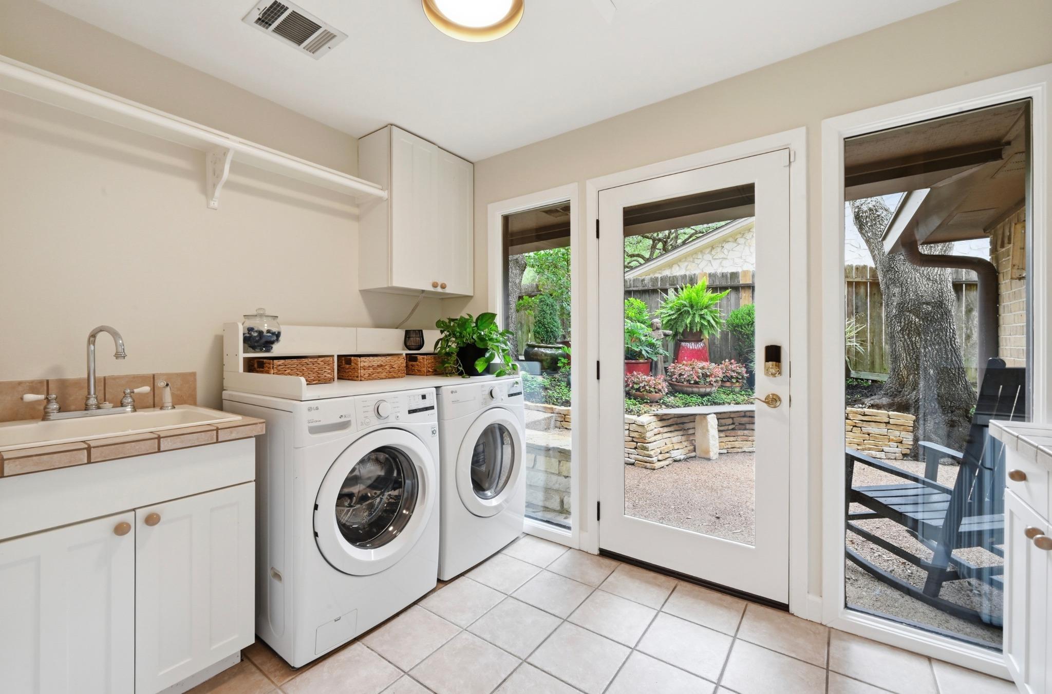2106 Cypress PT E
