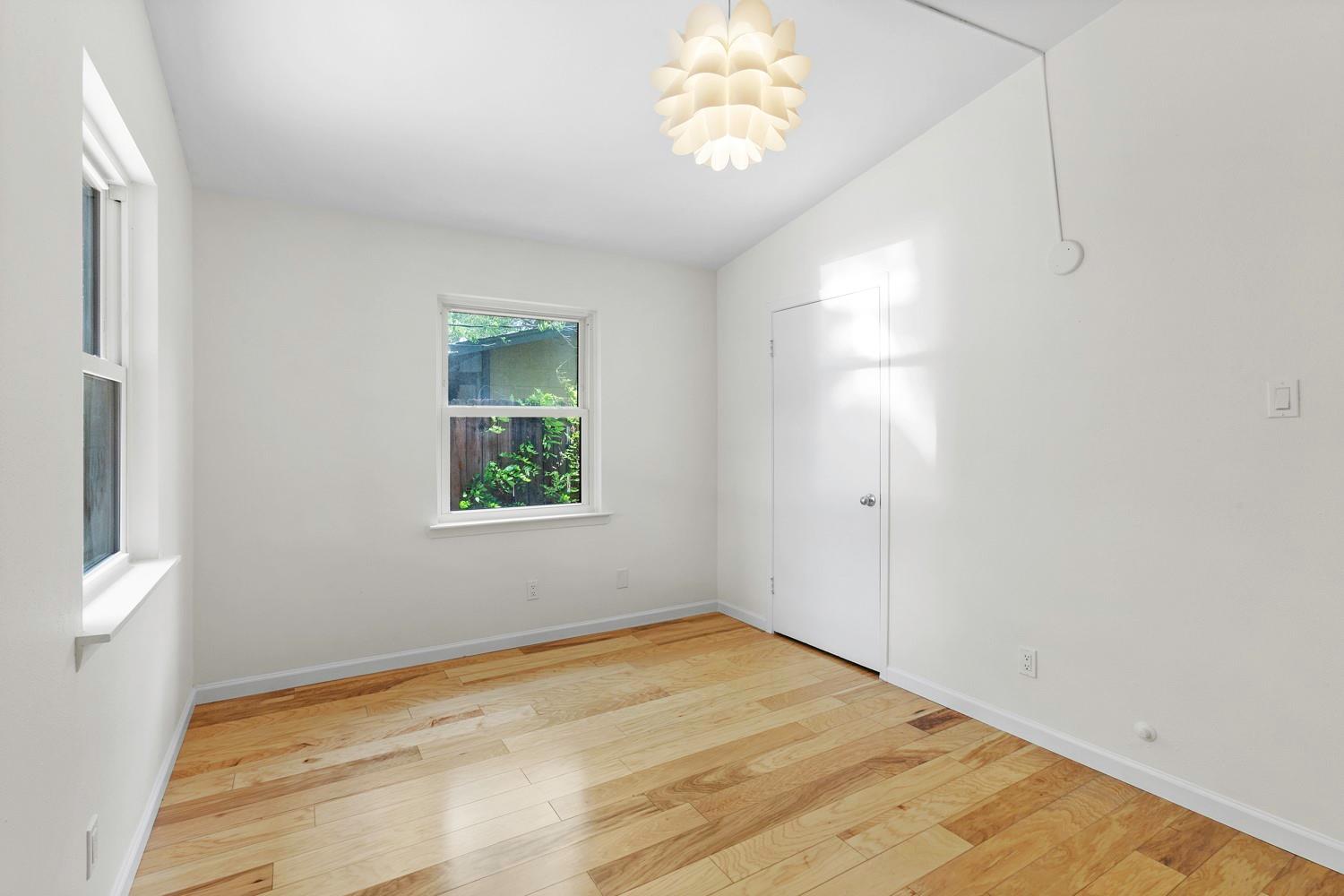 5403 Kings Highway