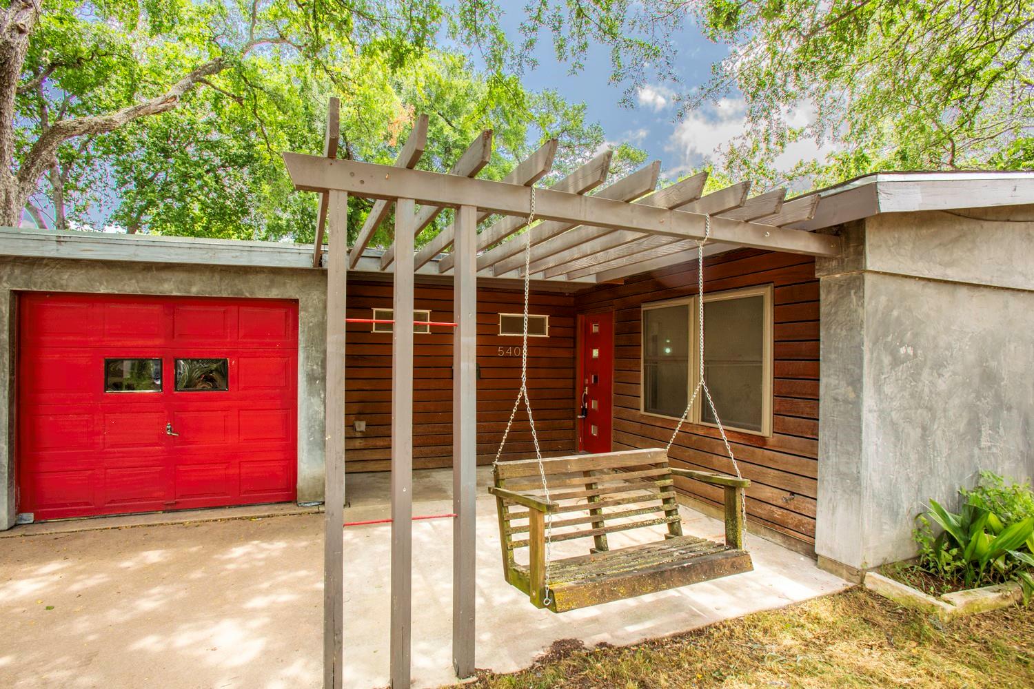 5403 Kings Highway