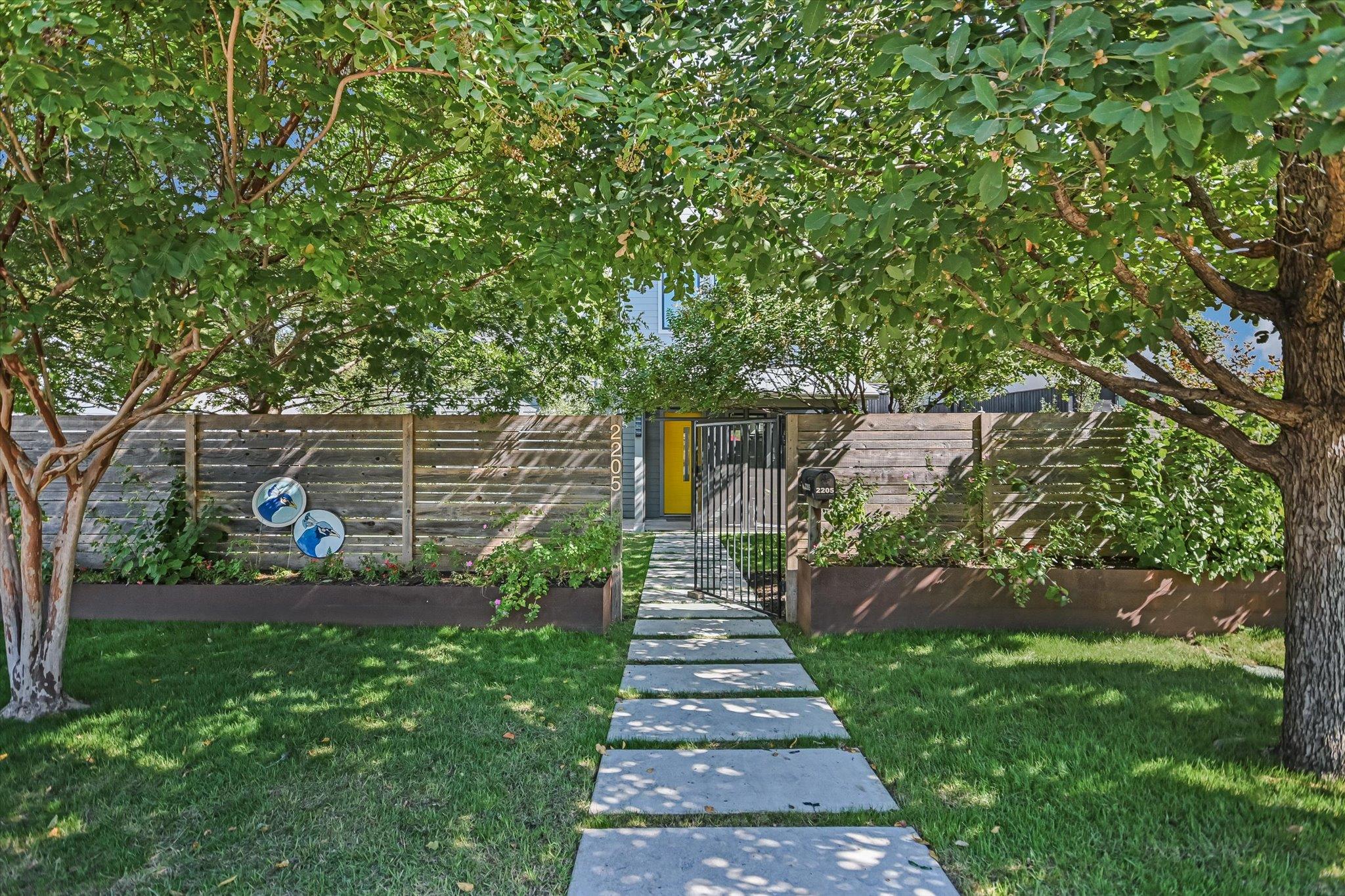 2205 S 3rd ST, Austin