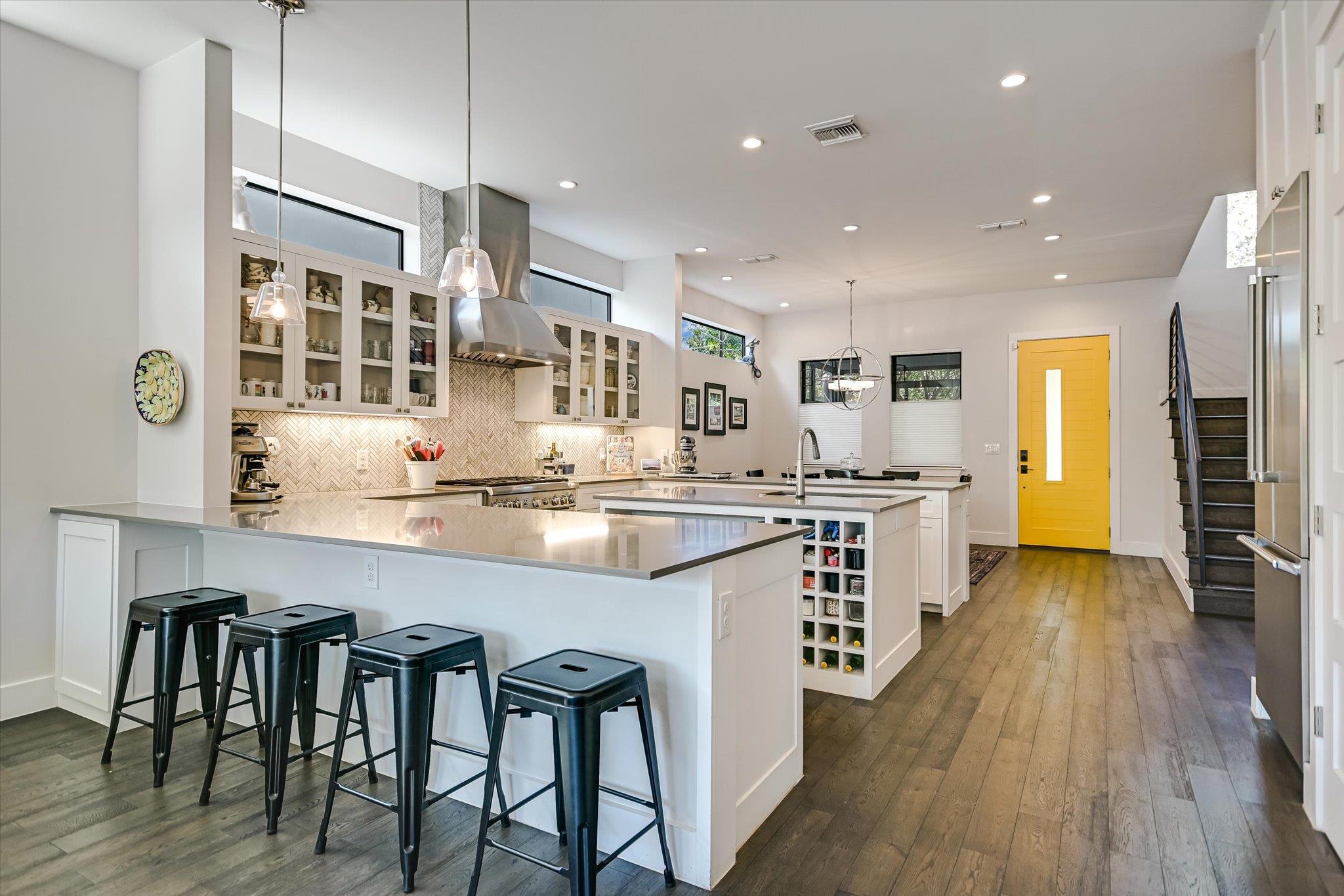 2205 S 3rd ST, Austin