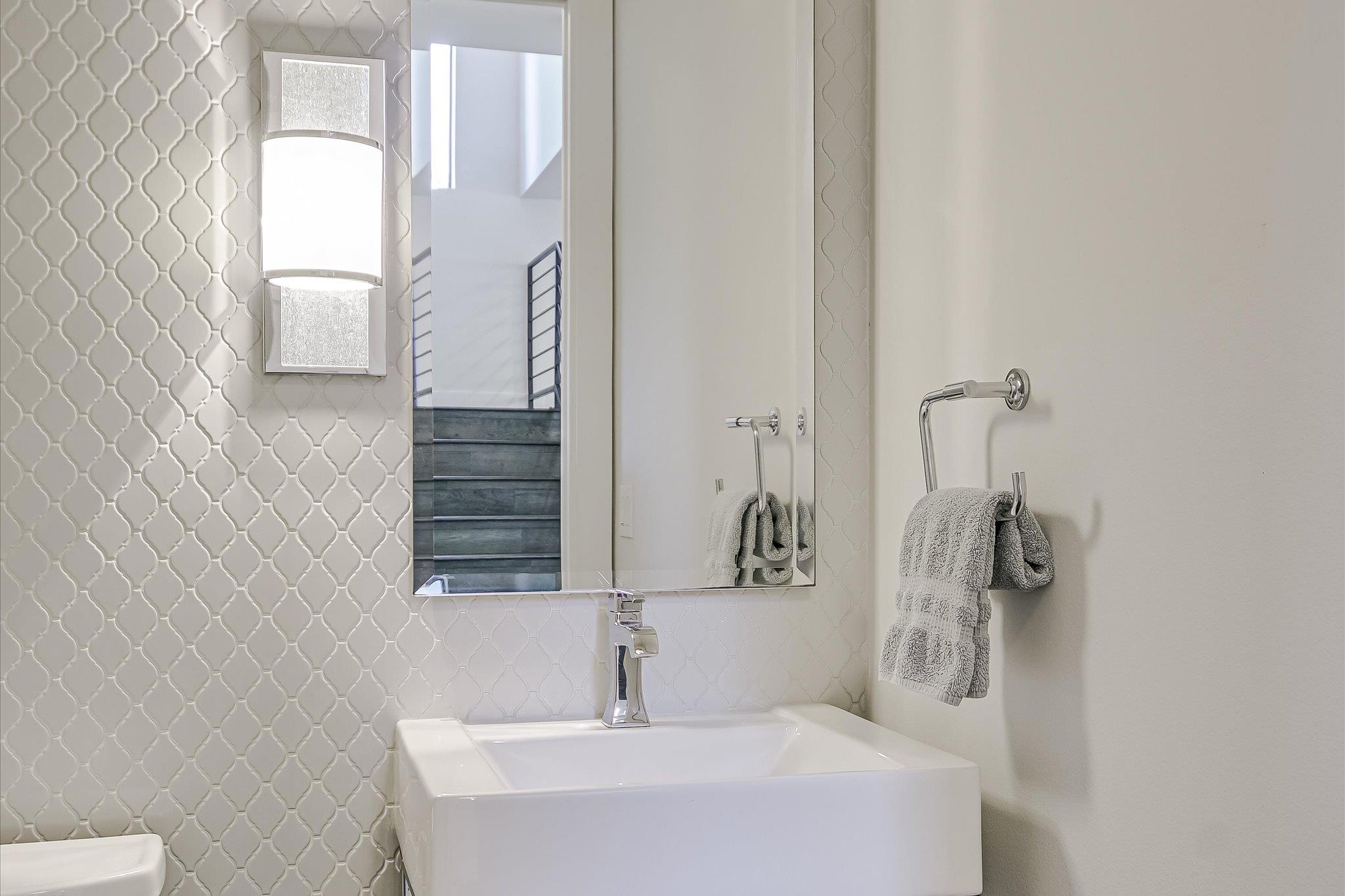 2205 S 3rd ST, Austin