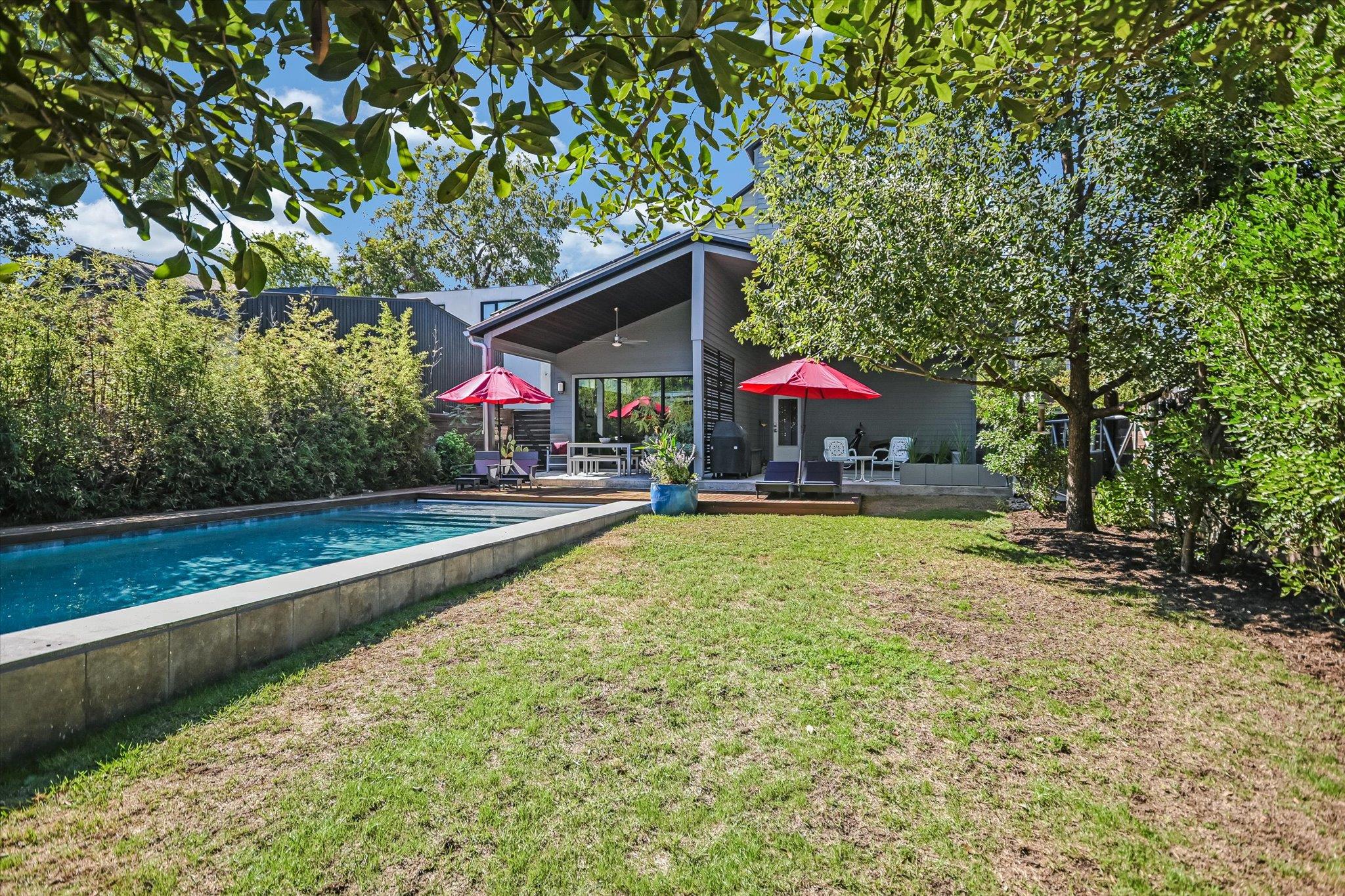 2205 S 3rd ST, Austin