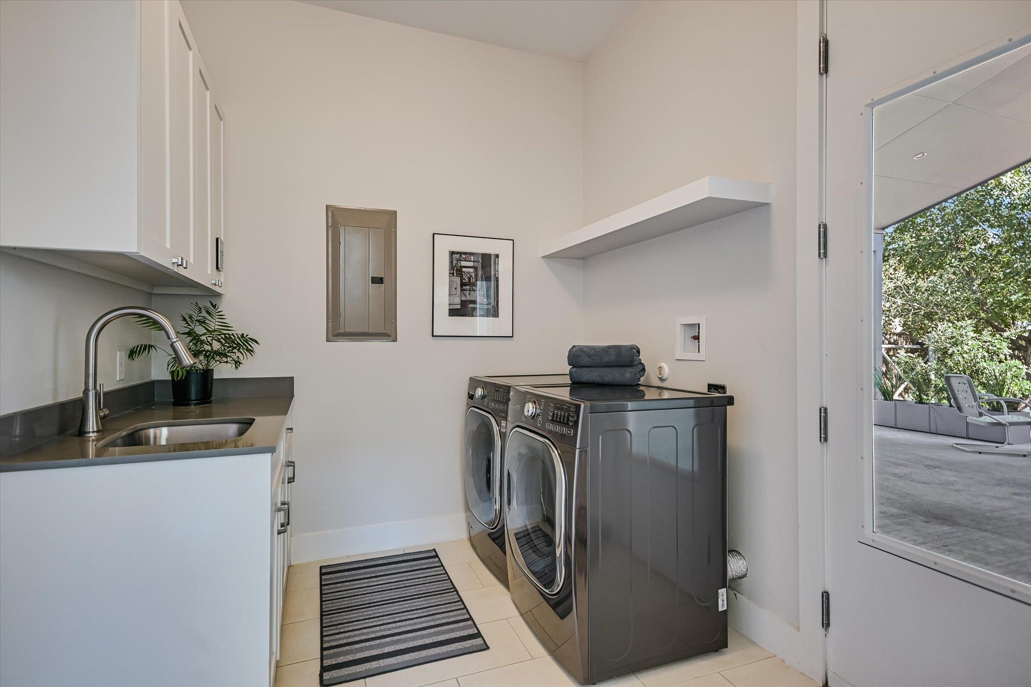 2205 S 3rd ST, Austin