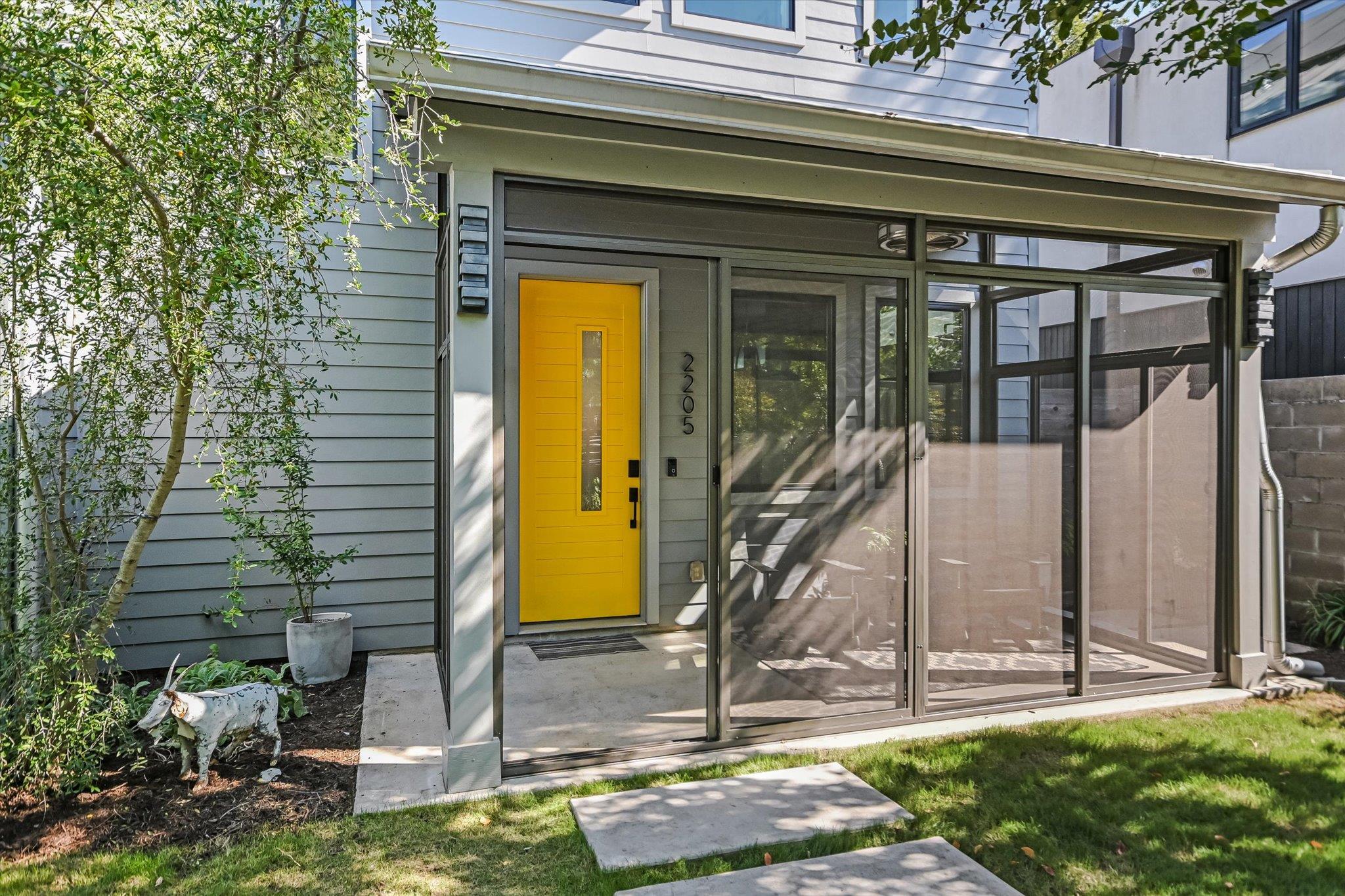 2205 S 3rd ST, Austin