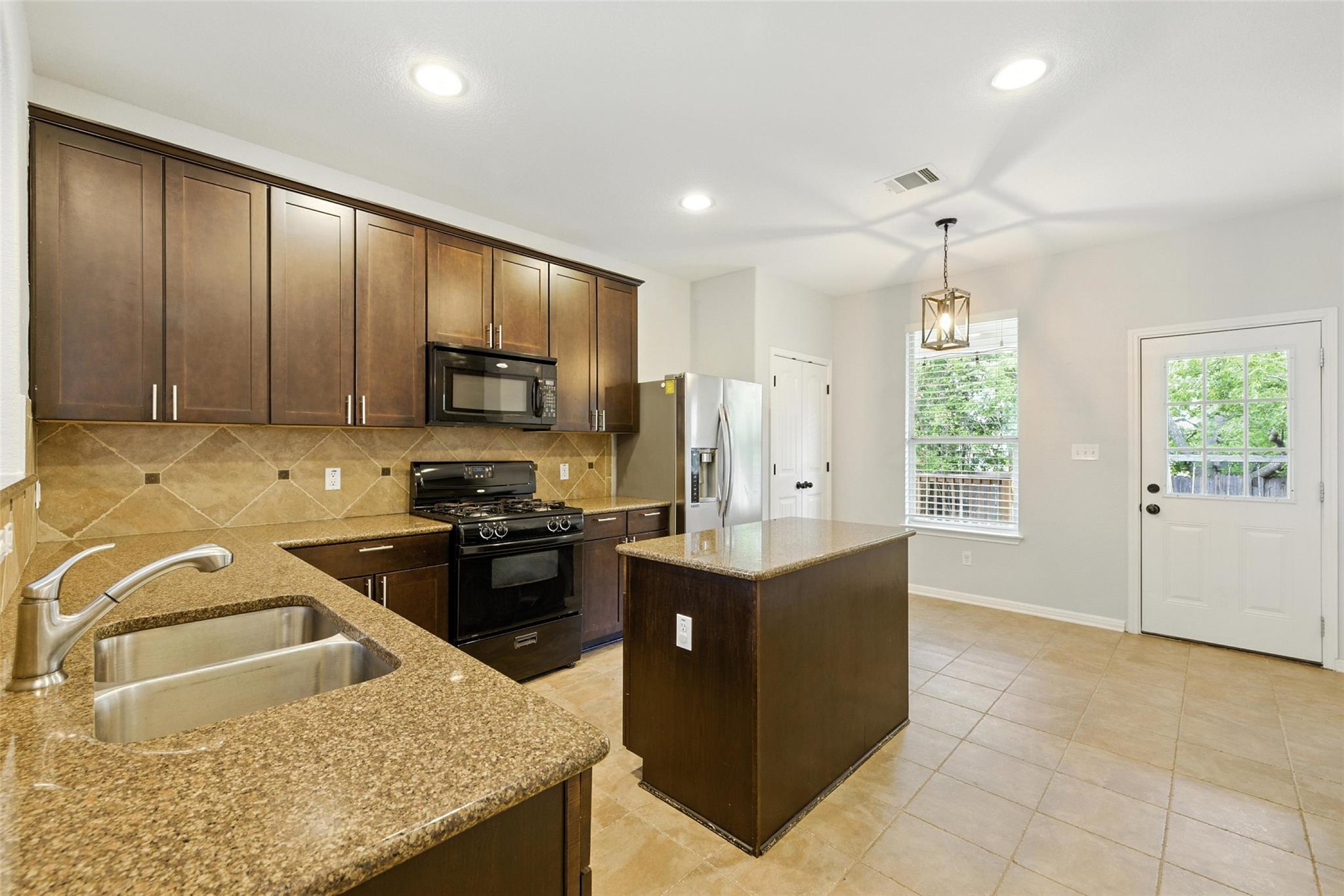 2132 Ocallahan DR