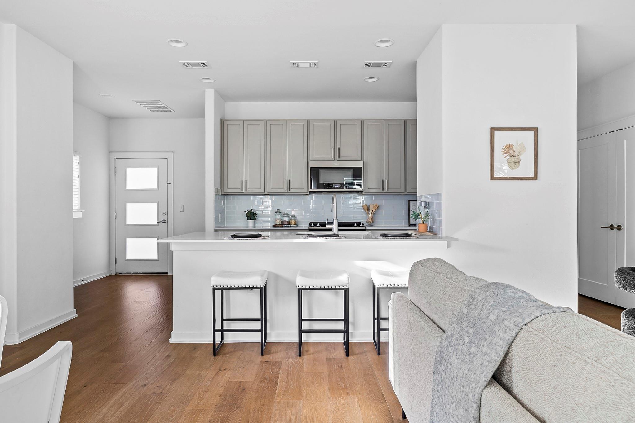 6800 Menchaca RD # 22