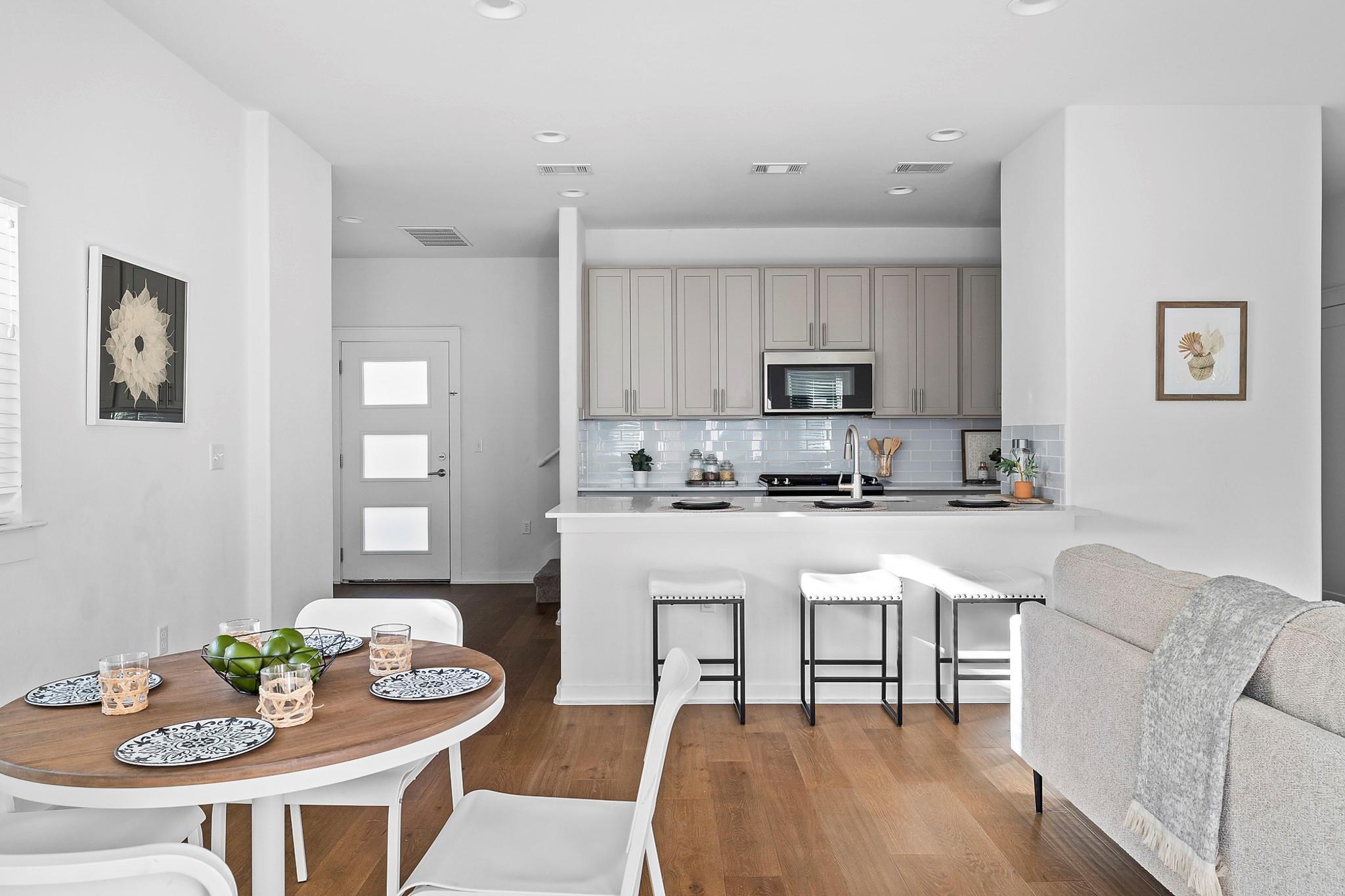 6800 Menchaca RD # 22