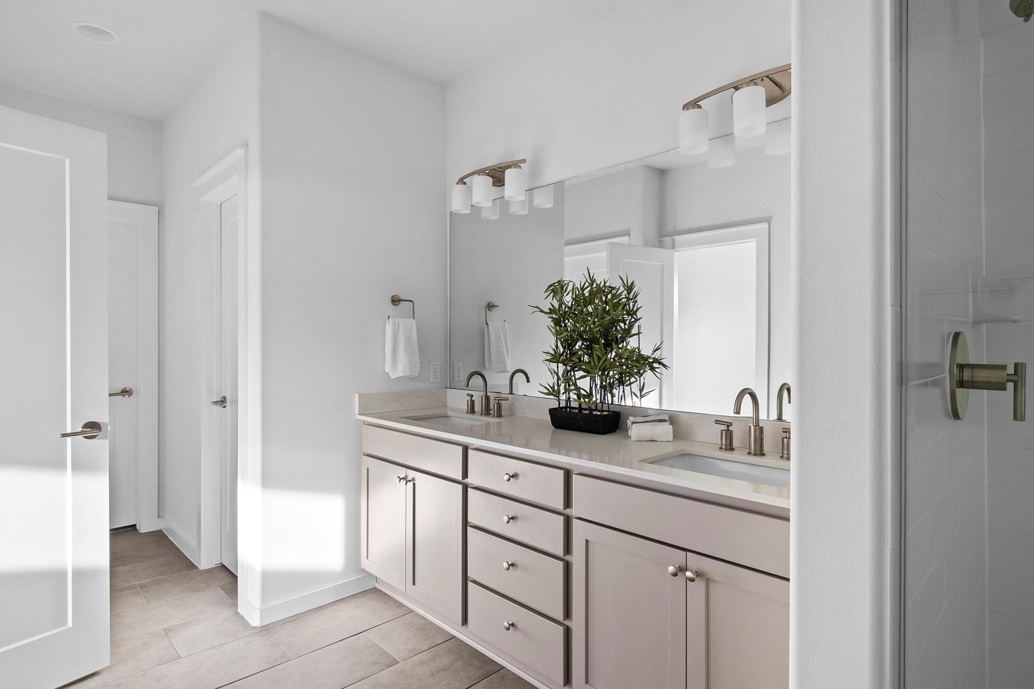 6800 Menchaca RD # 22