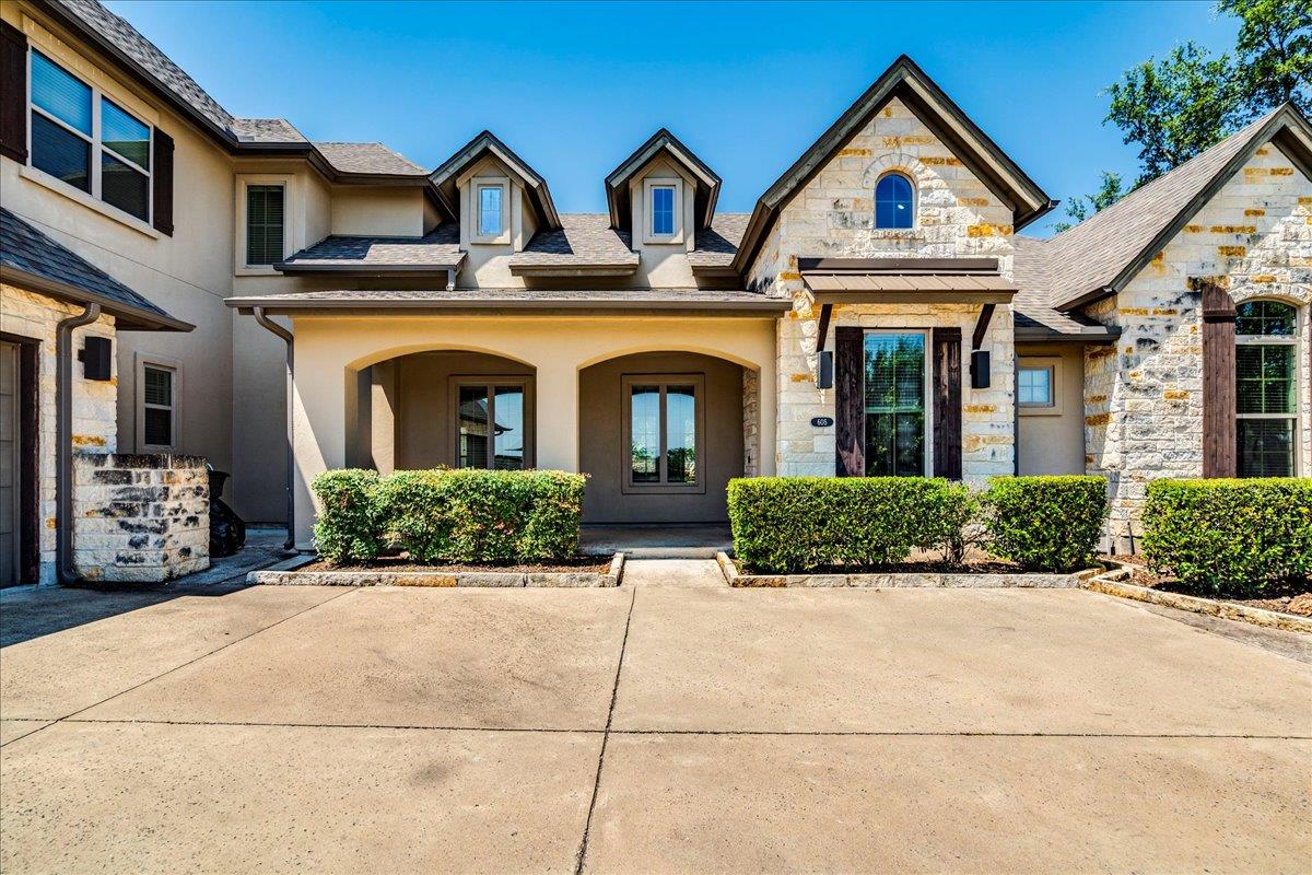 605 Unity DR