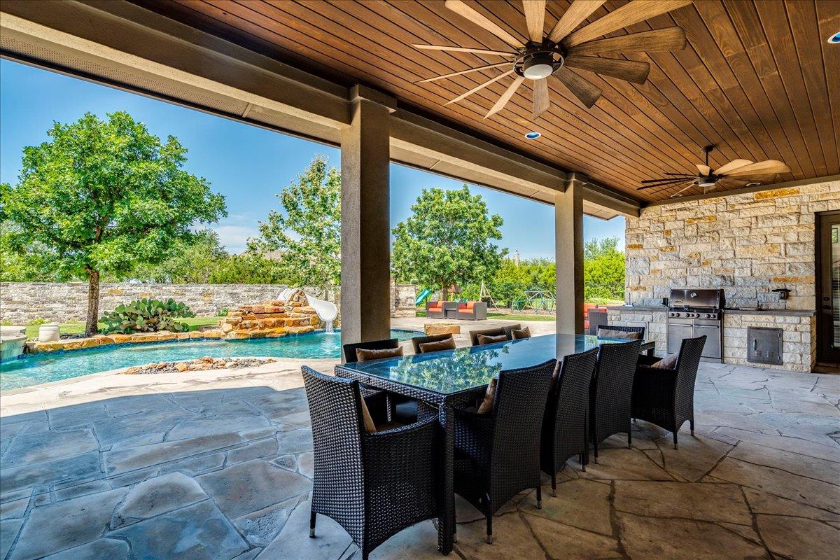 605 Unity DR