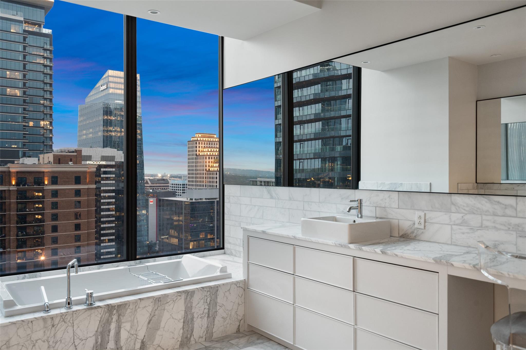 210 Lavaca ST # 2505