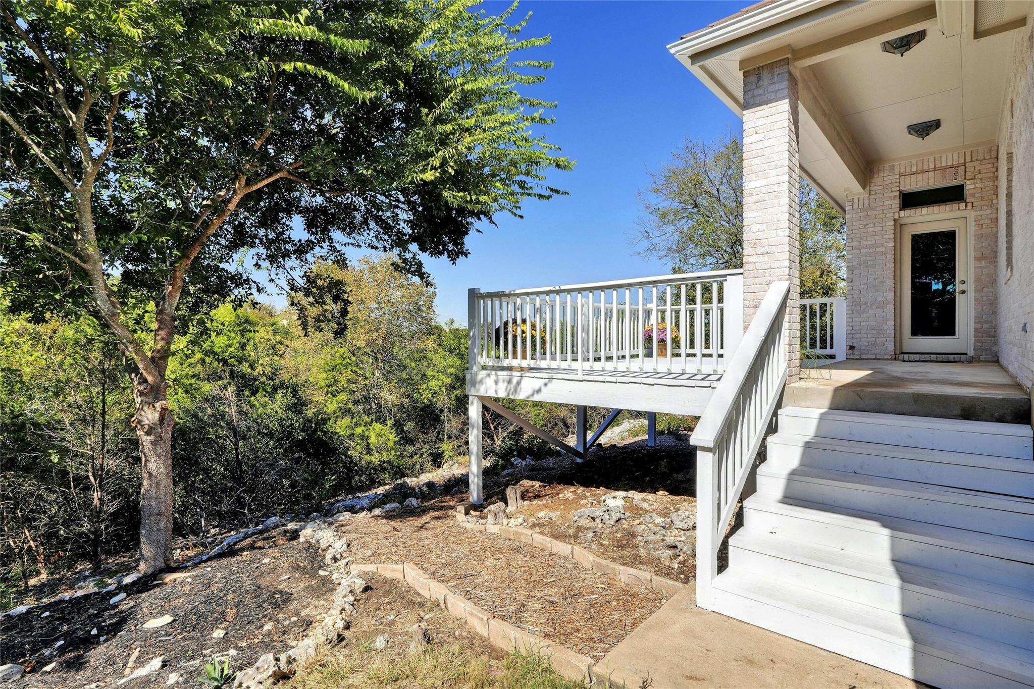 209 Overlook CT