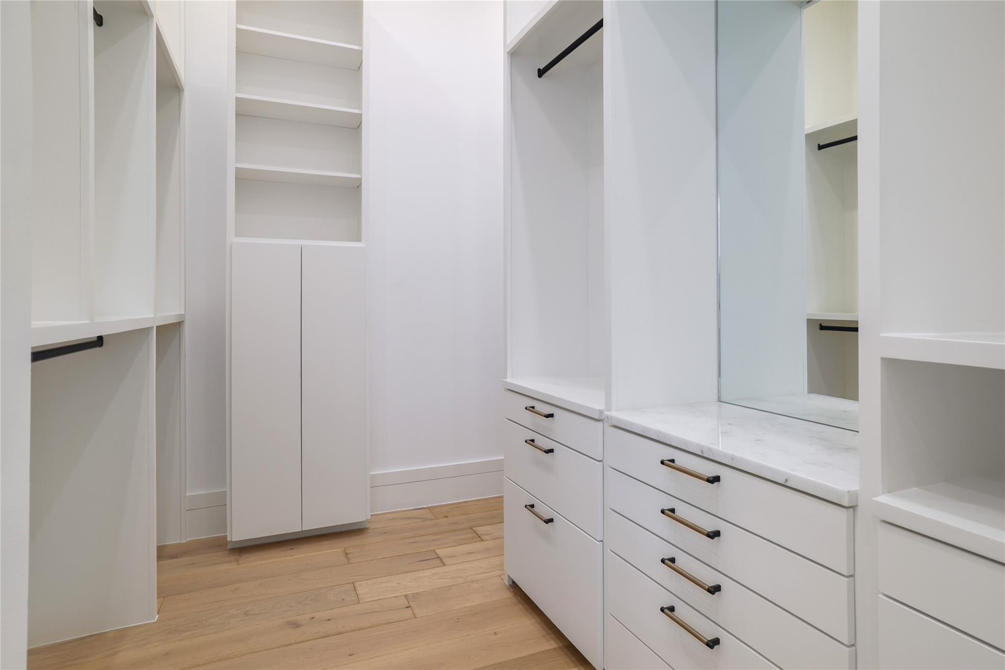 2701 Toro Canyon RD # B