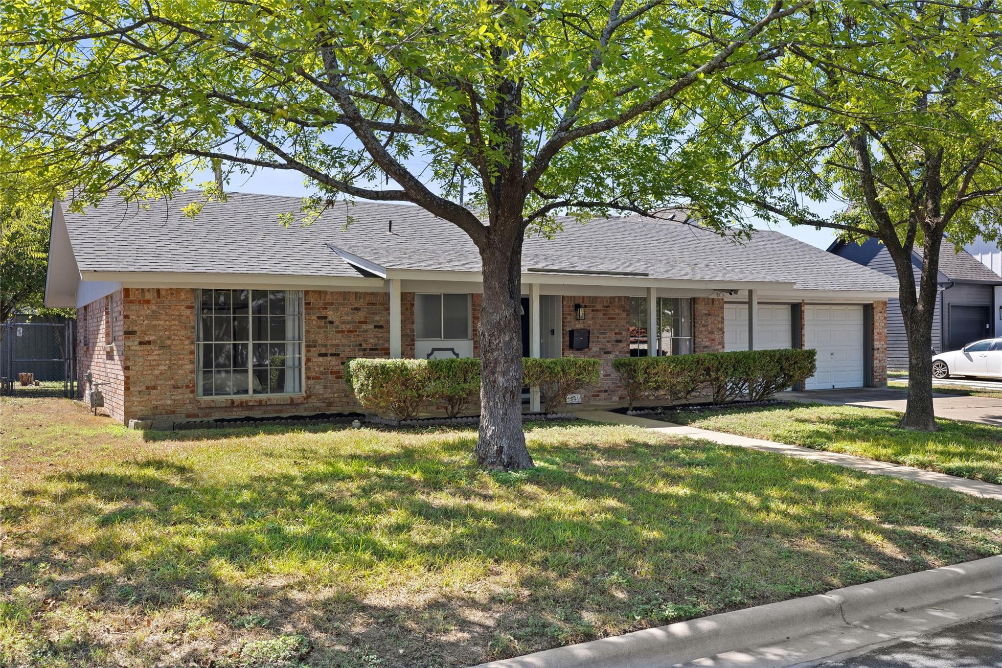 1801 Belford DR