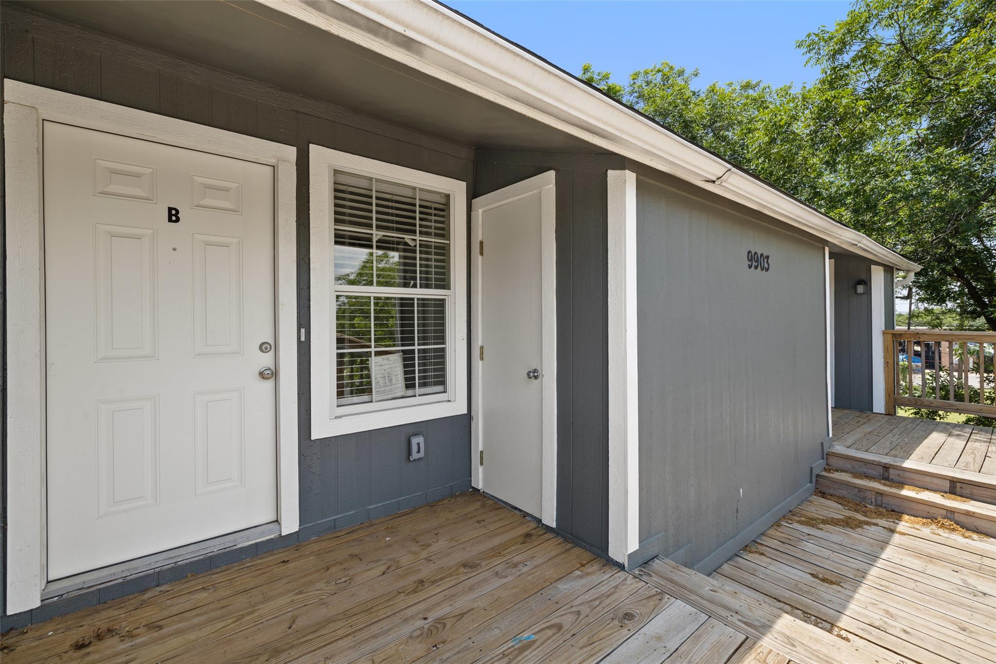 9903 Roxanna DR # B, Austin Unit: B