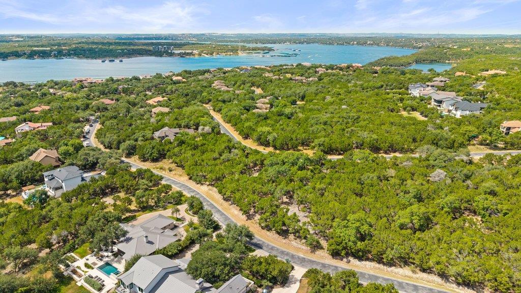 17609 Regatta View DR