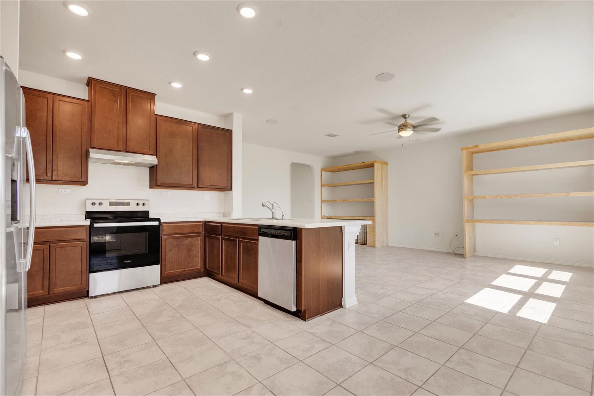 401 Briarfield DR