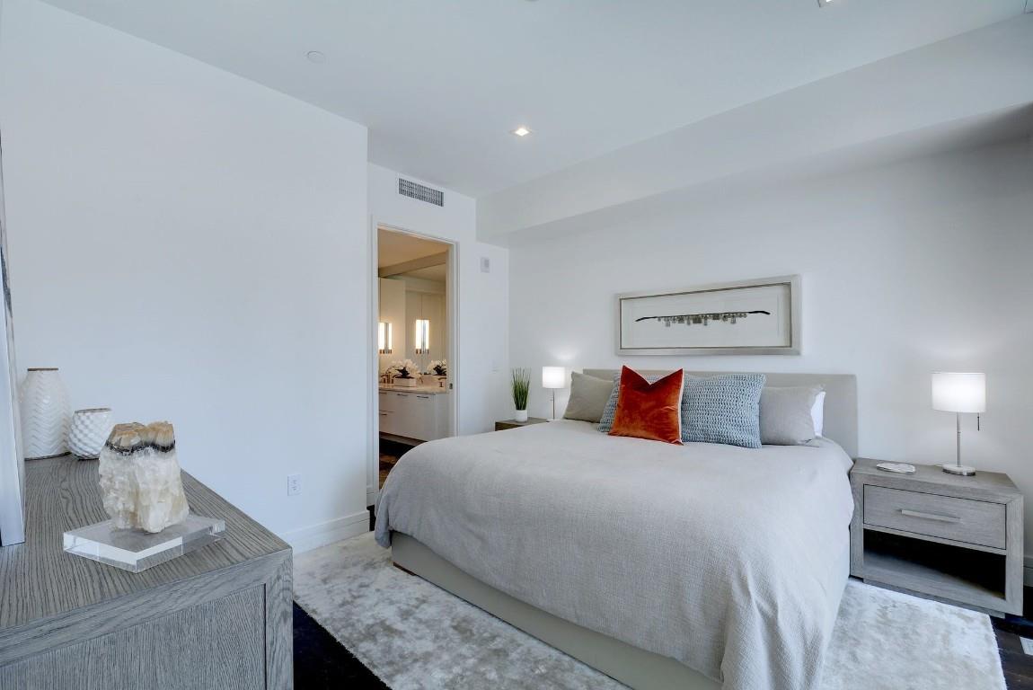 501 West Ave # 703