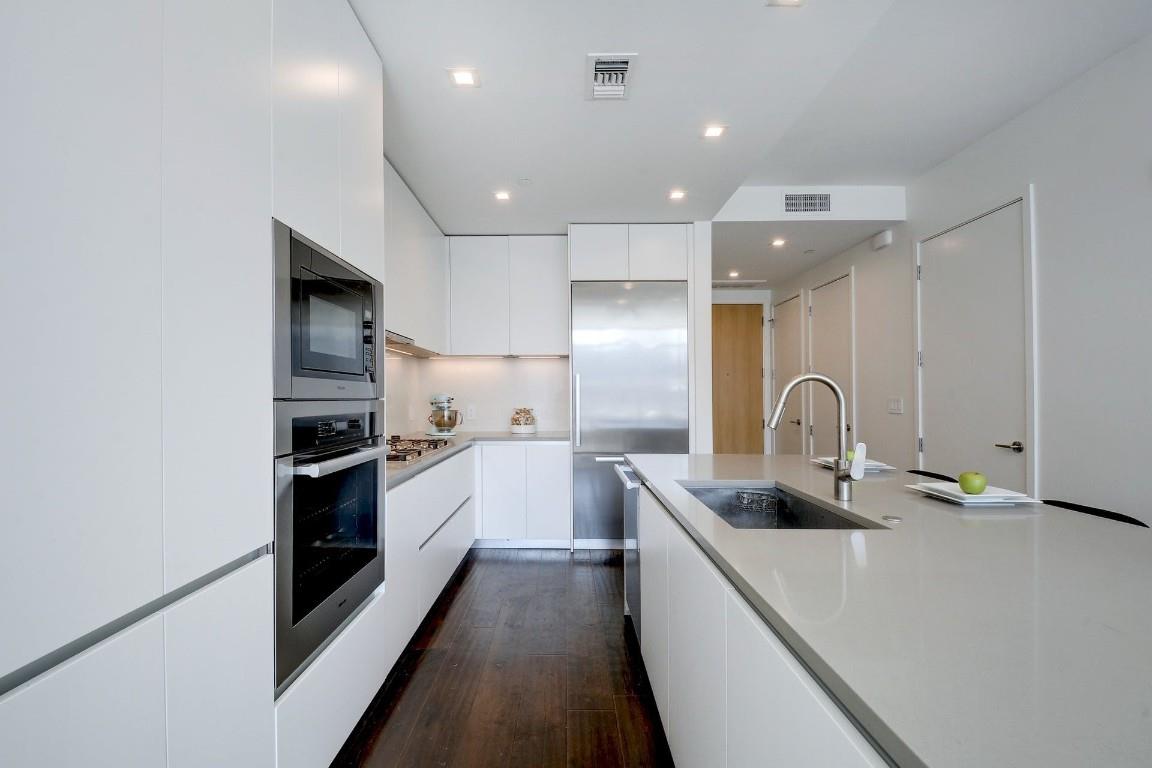 501 West Ave # 703