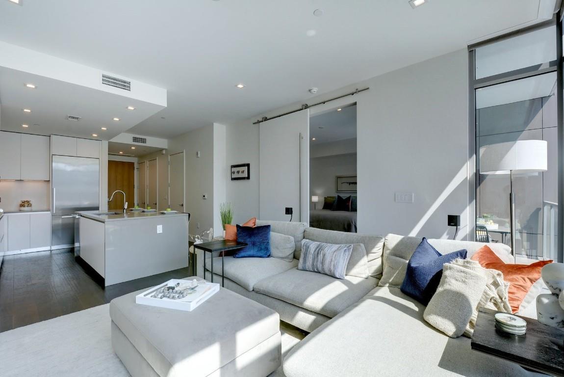 501 West Ave # 703