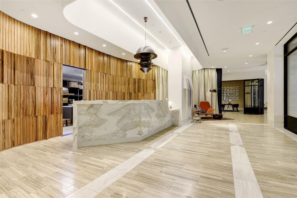 501 West Ave # 703