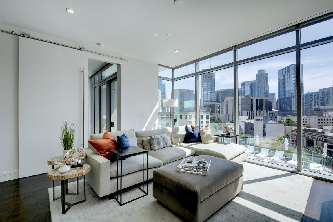 501 West Ave # 703