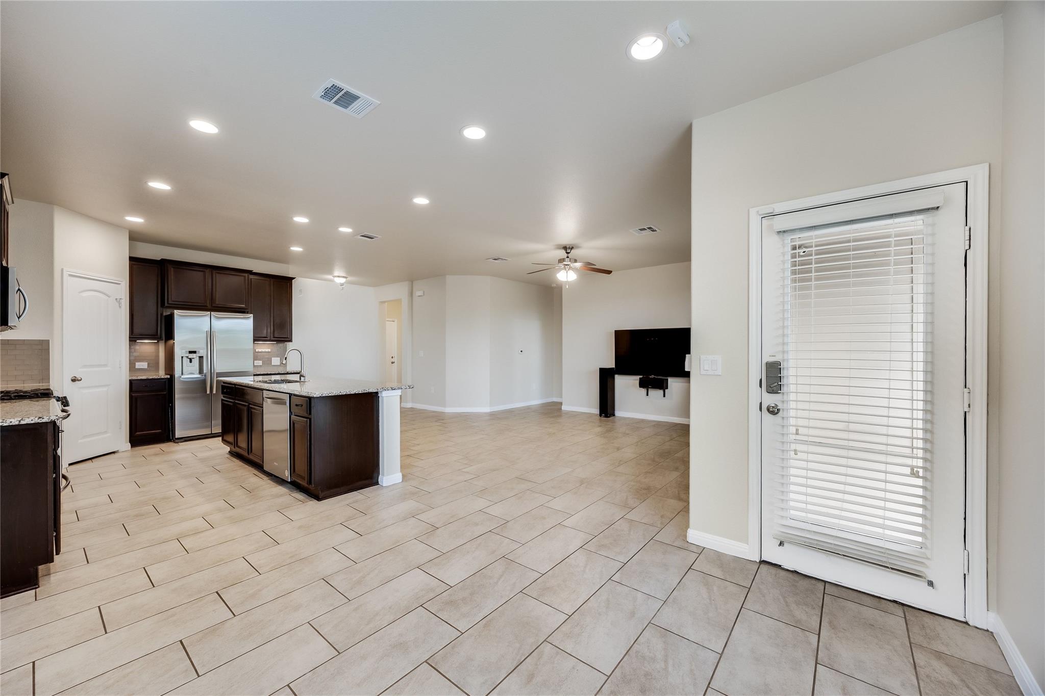 11328 Reading WAY