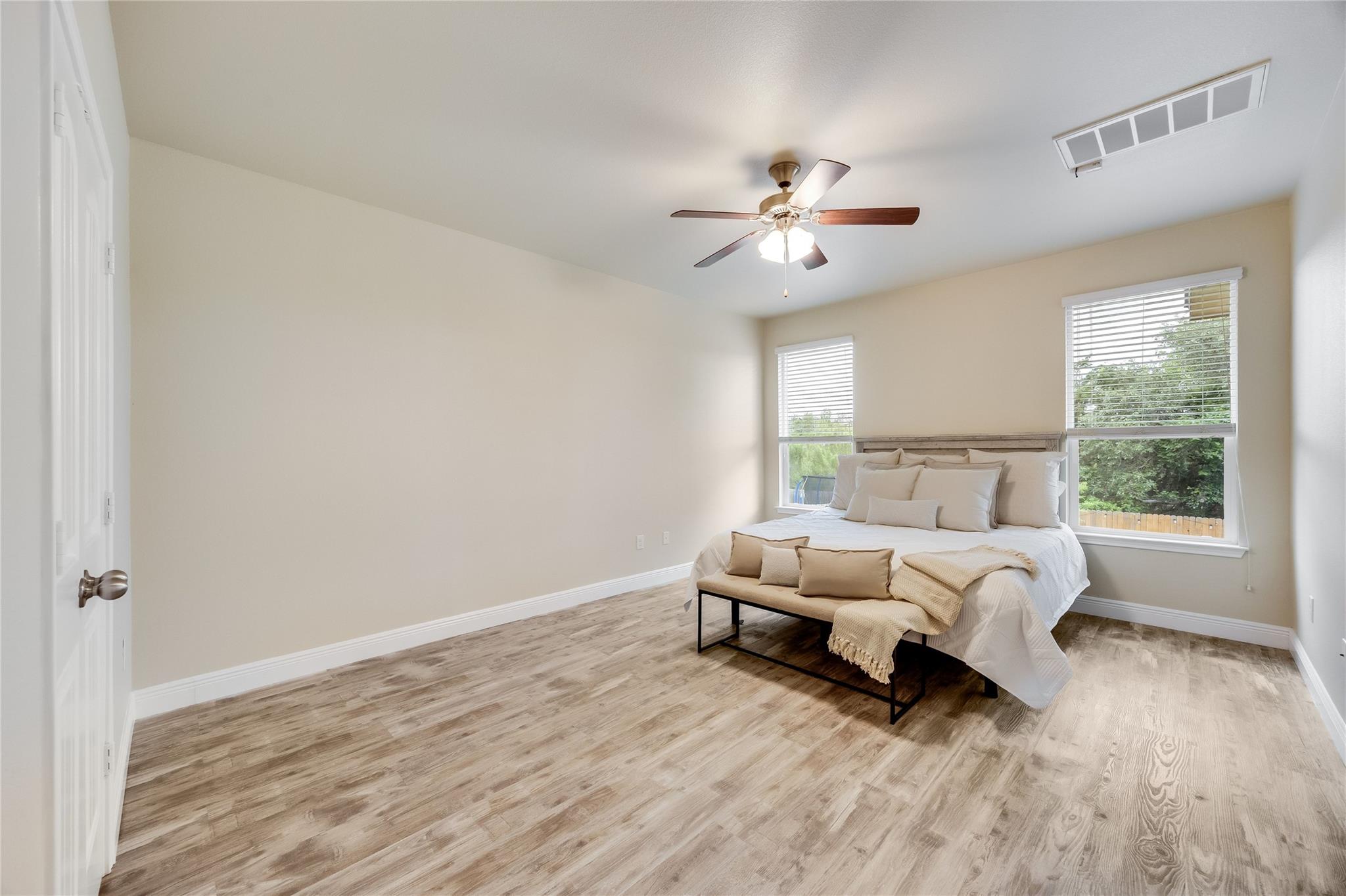 11328 Reading WAY
