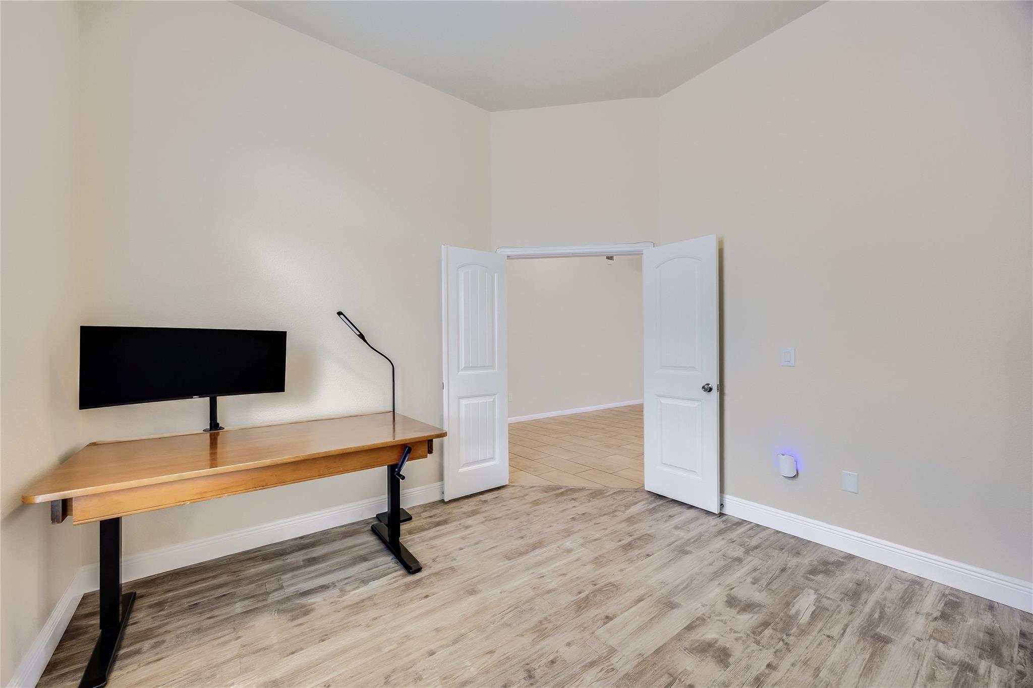 11328 Reading WAY