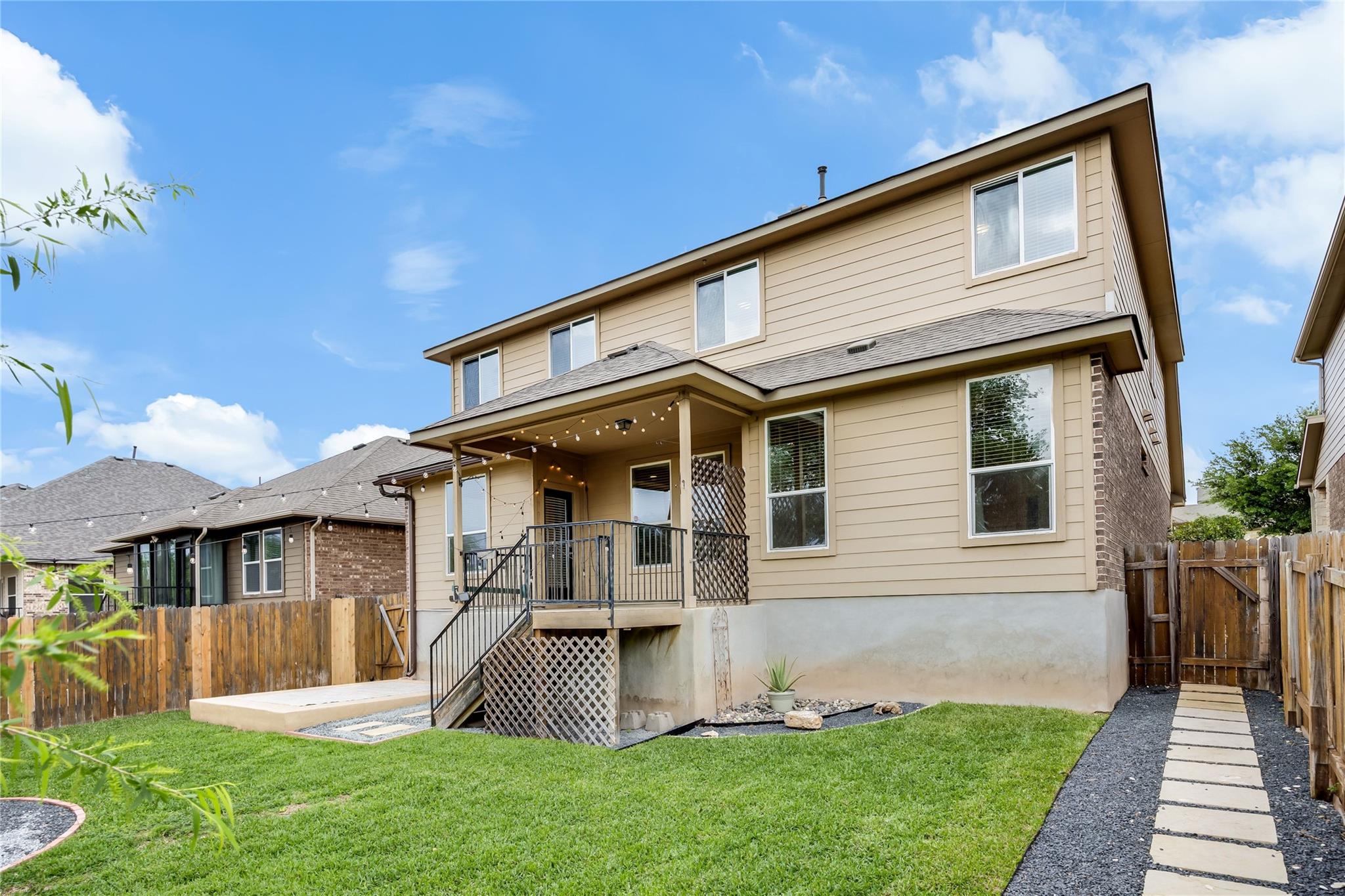 11328 Reading WAY