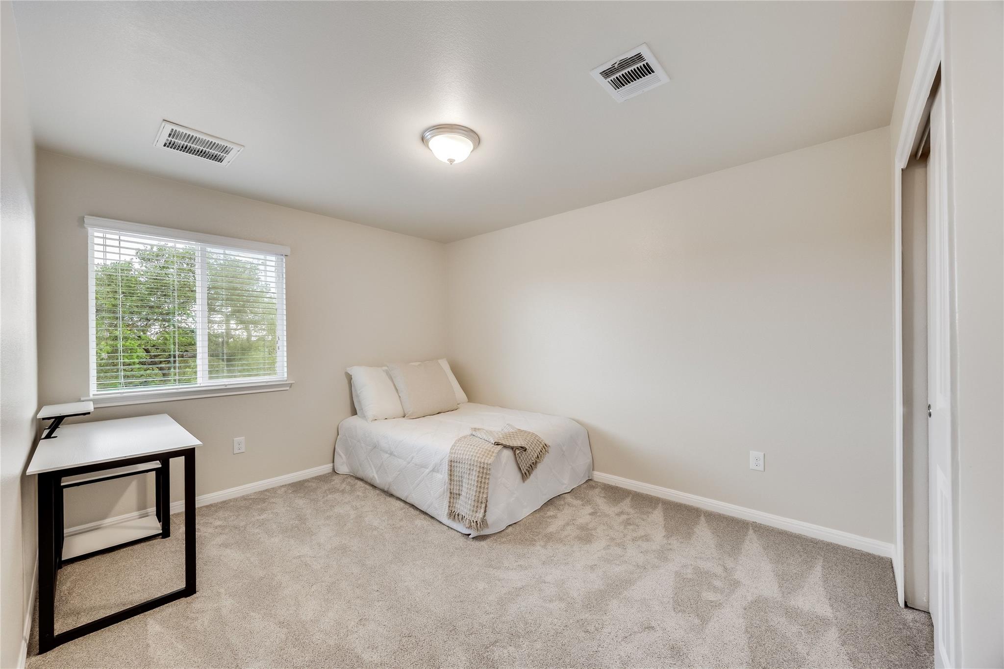 11328 Reading WAY