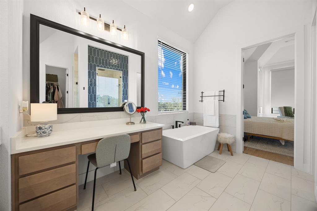 212 Texas Bluebonnet TRL